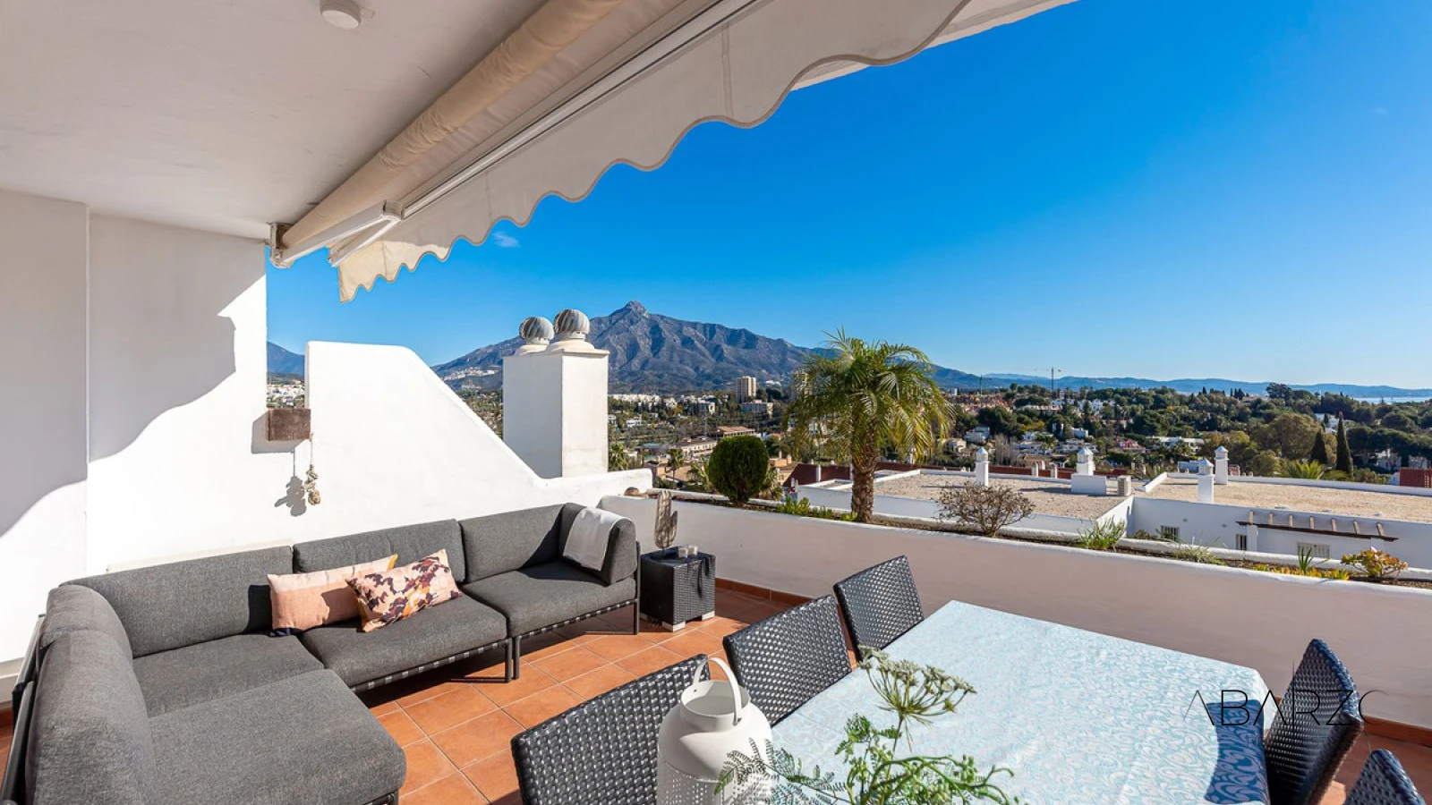 Refurbished Apartment with Sea and Mountain Views and Tourist Licence in Nueva Andalucía, Marbella — luxury property for sale in Nueva Andalucía, Marbella