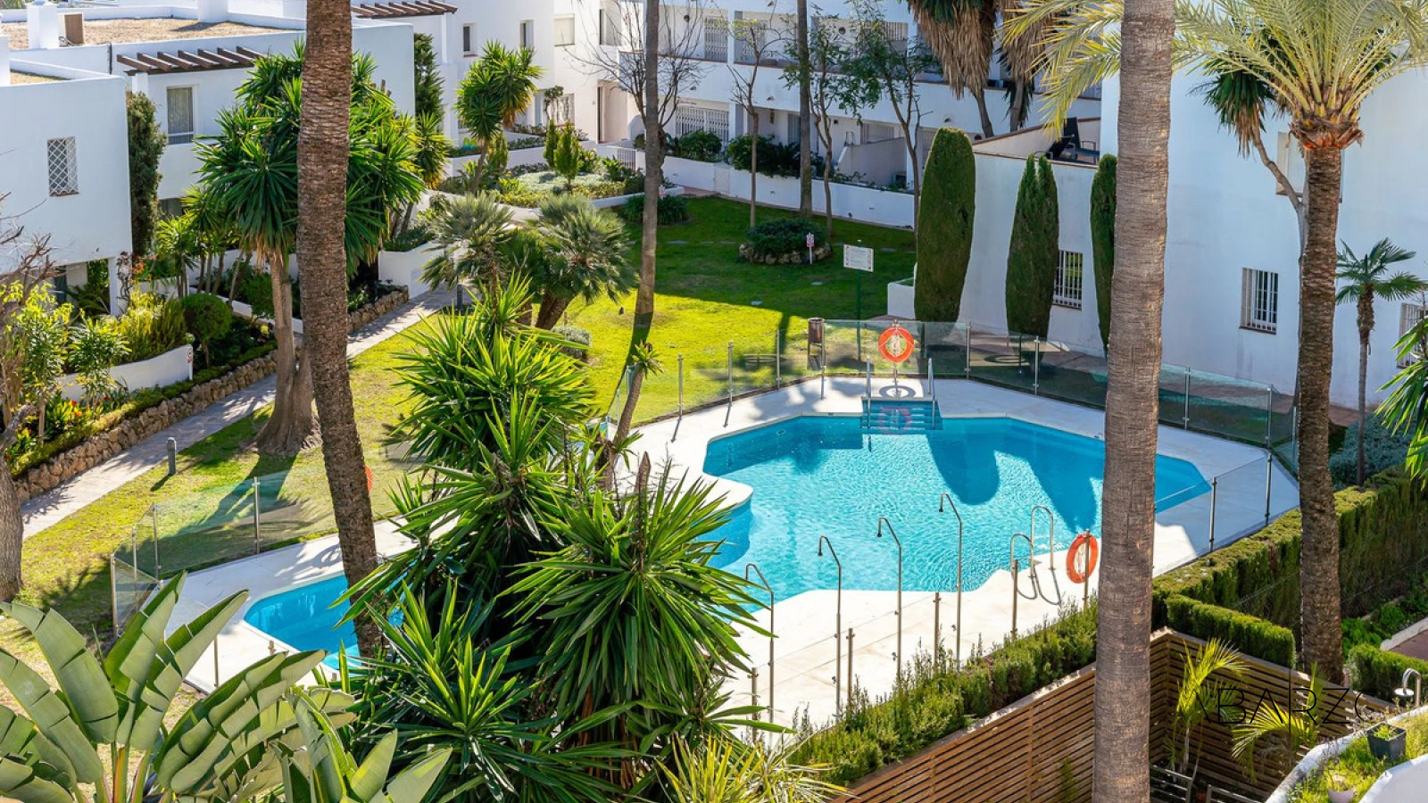 Refurbished Apartment with Sea and Mountain Views and Tourist Licence in Nueva Andalucía, Marbella — interior, Nueva Andalucía, Marbella (15 of 29)