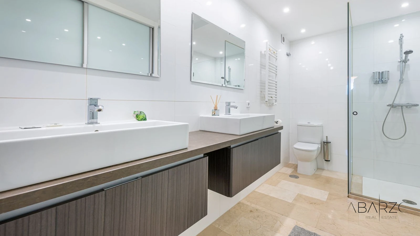 Refurbished Apartment with Sea and Mountain Views and Tourist Licence in Nueva Andalucía, Marbella — interior, Nueva Andalucía, Marbella (22 of 29)