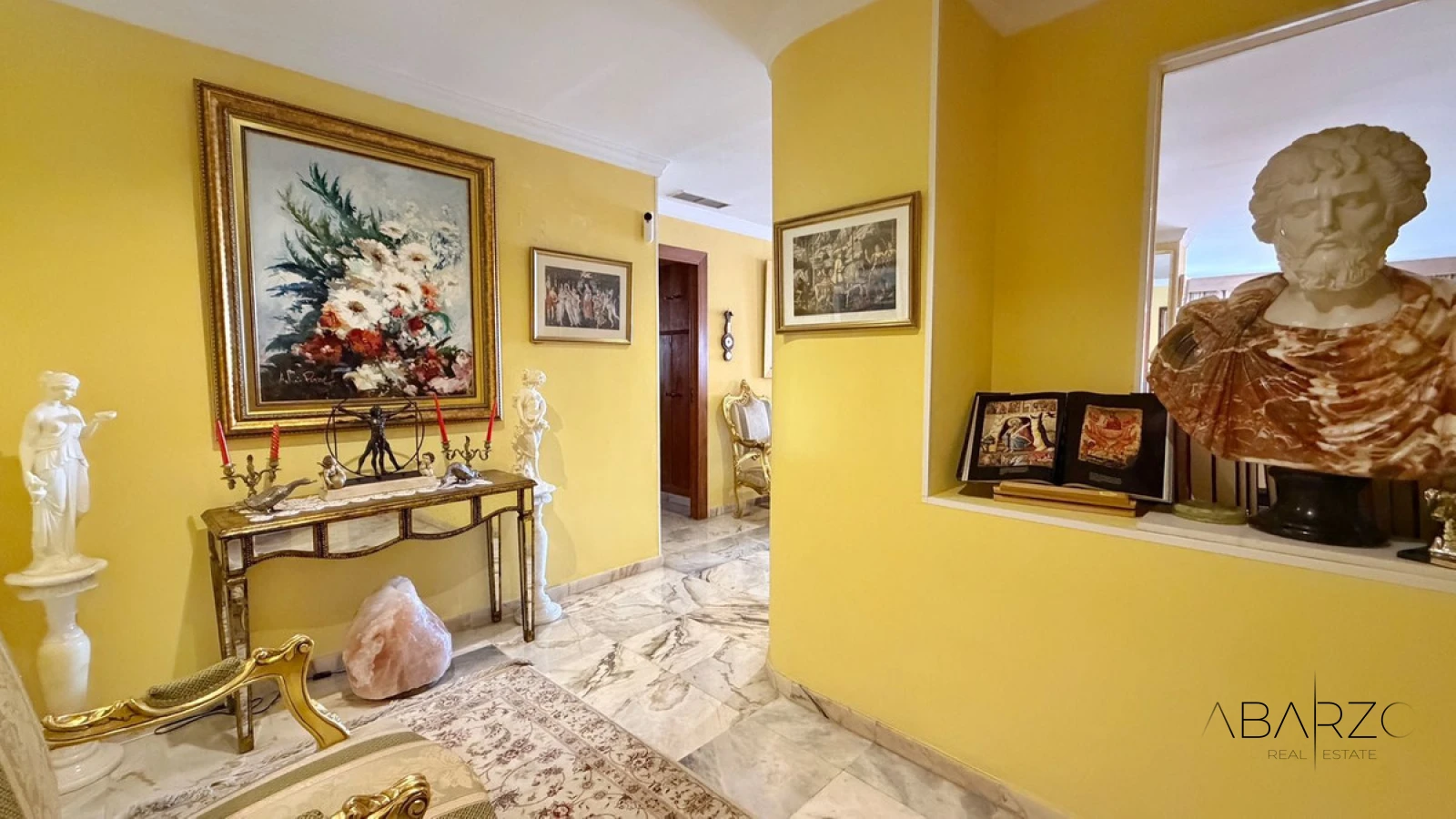 288 m² Apartment with Two Entrances on Avenida Ricardo Soriano, Marbella — interior, Marbella Centro, Marbella (6 of 27)