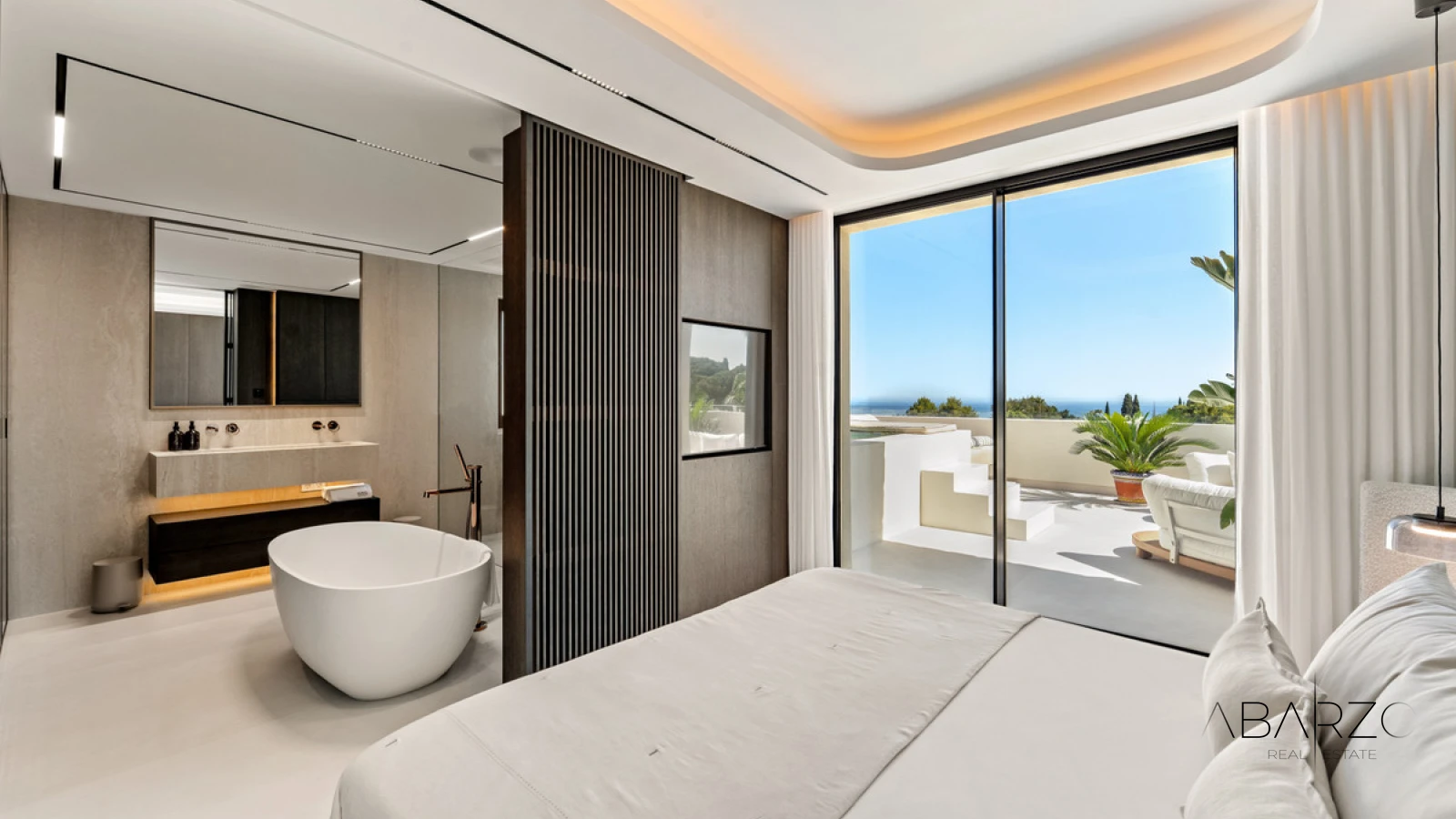 Renovated Four-Bedroom Penthouse with Heated Plunge Pool in Condado de Sierra Blanca, Marbella — interior, Golden Mile, Marbella (16 of 38)