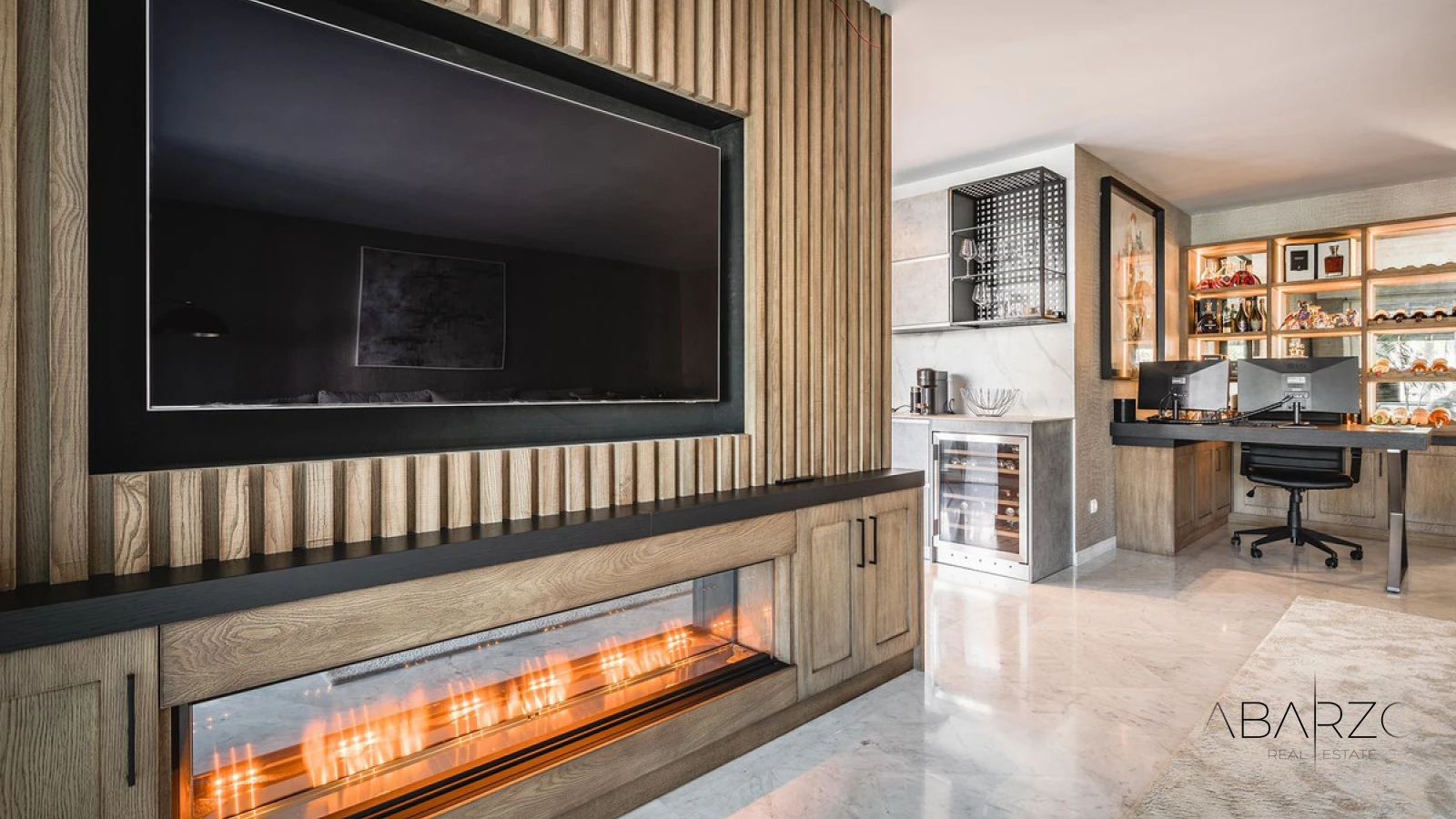 Southwest-Facing Renovated Apartment in Marina de Puente Romano, Marbella Golden Mile — interior, Golden Mile, Marbella (10 of 48)