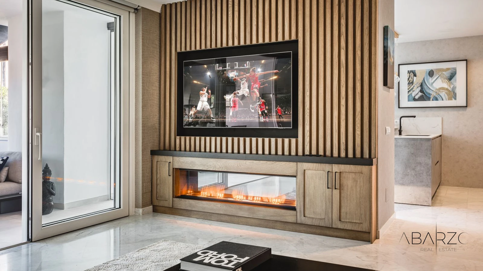 Southwest-Facing Renovated Apartment in Marina de Puente Romano, Marbella Golden Mile — interior, Golden Mile, Marbella (12 of 48)