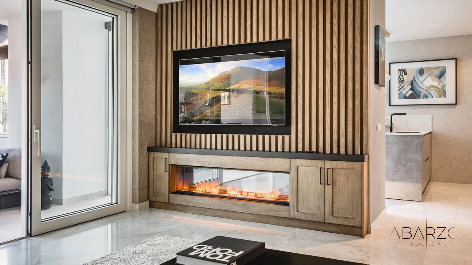 Southwest-Facing Renovated Apartment in Marina de Puente Romano, Marbella Golden Mile — interior, Golden Mile, Marbella (11 of 48)