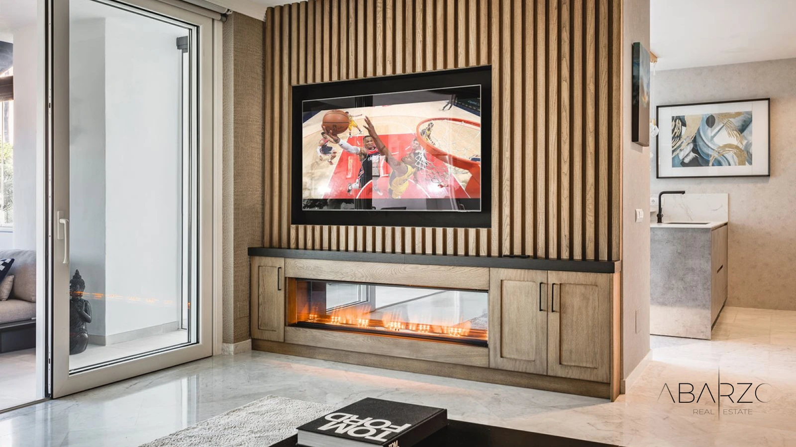 Southwest-Facing Renovated Apartment in Marina de Puente Romano, Marbella Golden Mile — interior, Golden Mile, Marbella (13 of 48)