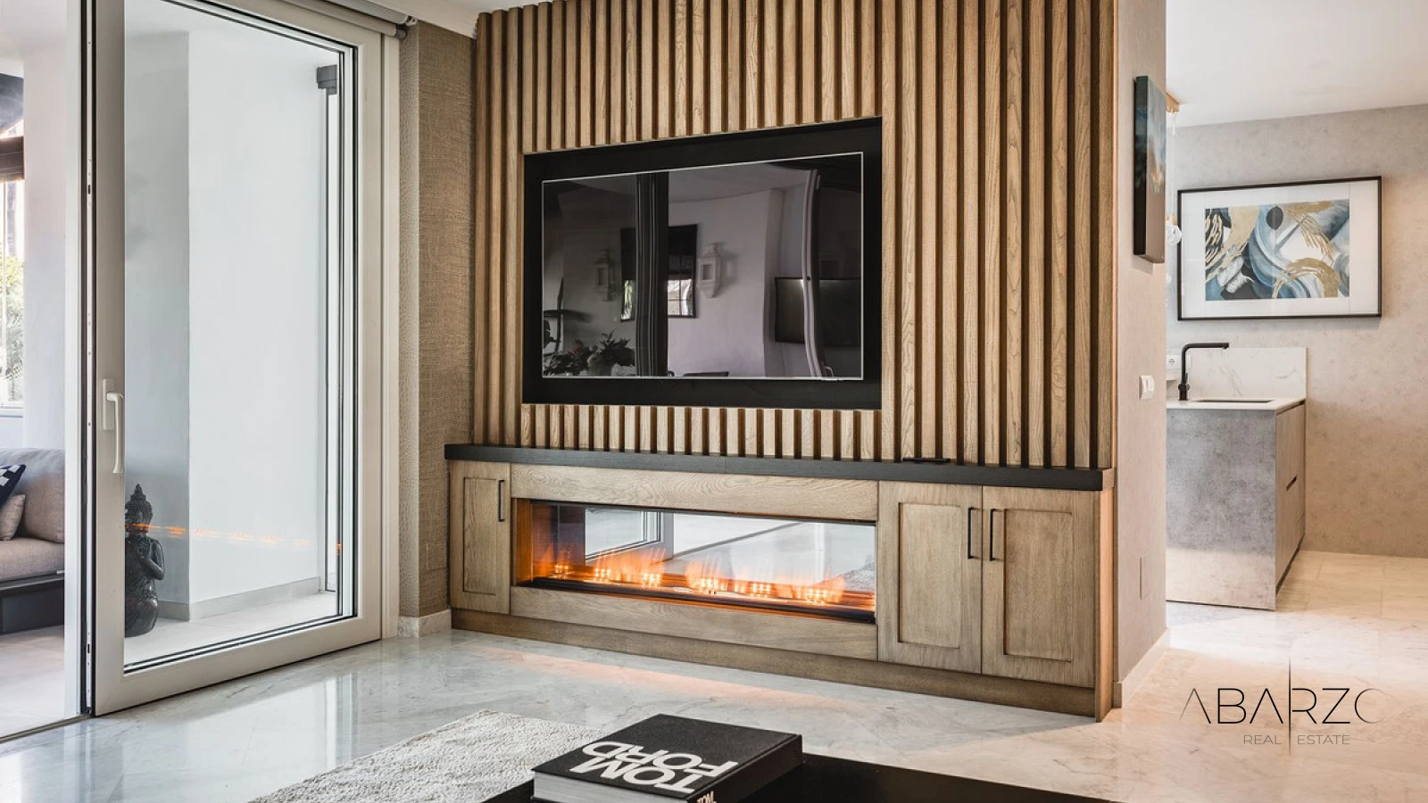 Southwest-Facing Renovated Apartment in Marina de Puente Romano, Marbella Golden Mile — interior, Golden Mile, Marbella (16 of 48)