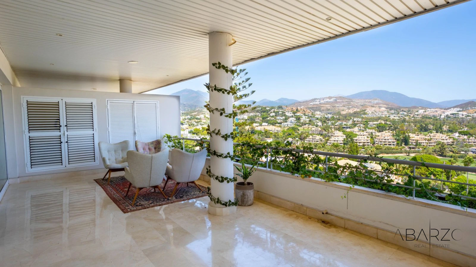 Renovated Apartment in Golf Valley Marbella with Panoramic Views and Large Terrace — interior, Nueva Andalucía, Marbella (3 of 19)