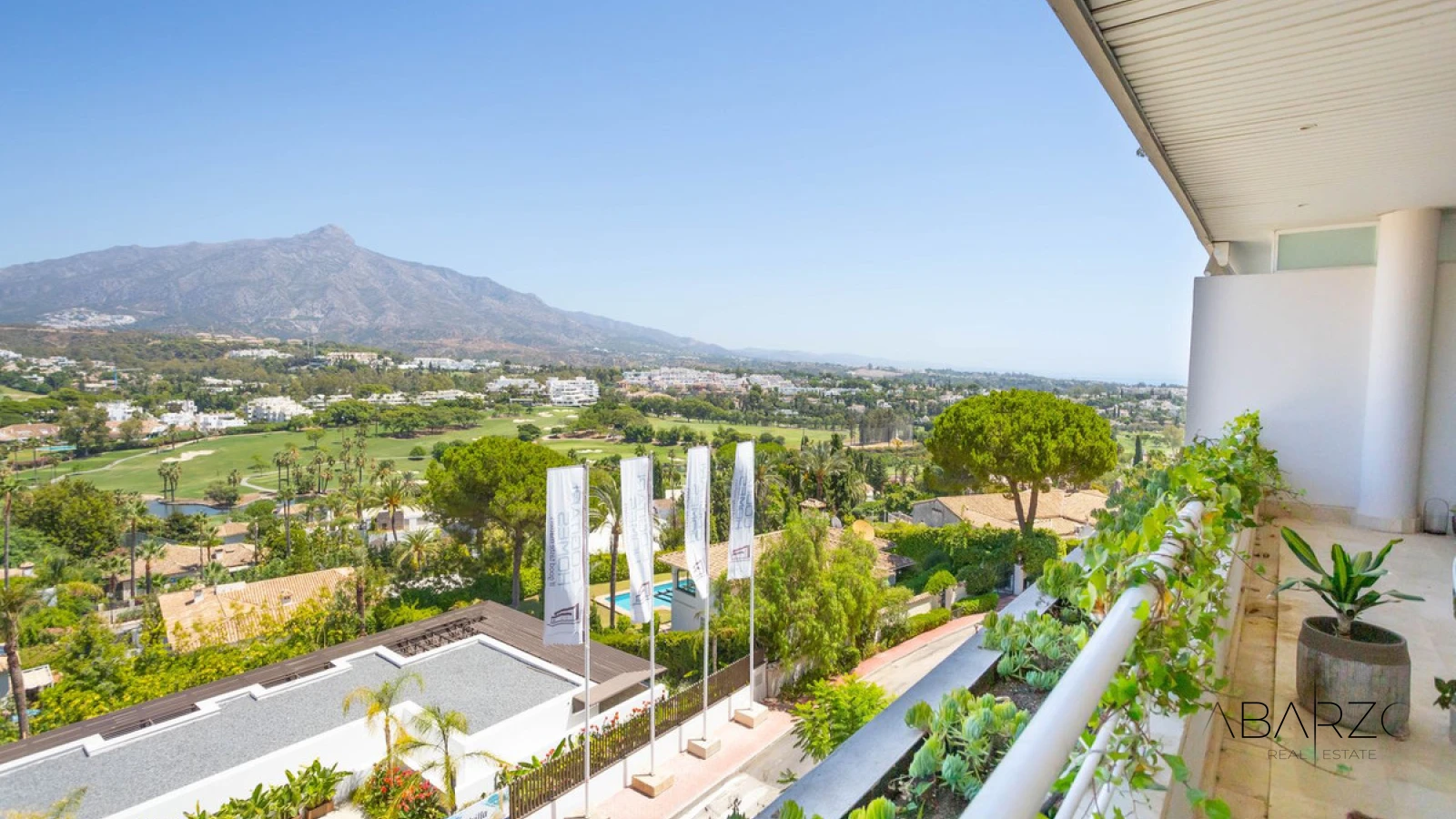 Renovated Apartment in Golf Valley Marbella with Panoramic Views and Large Terrace — interior, Nueva Andalucía, Marbella (2 of 19)