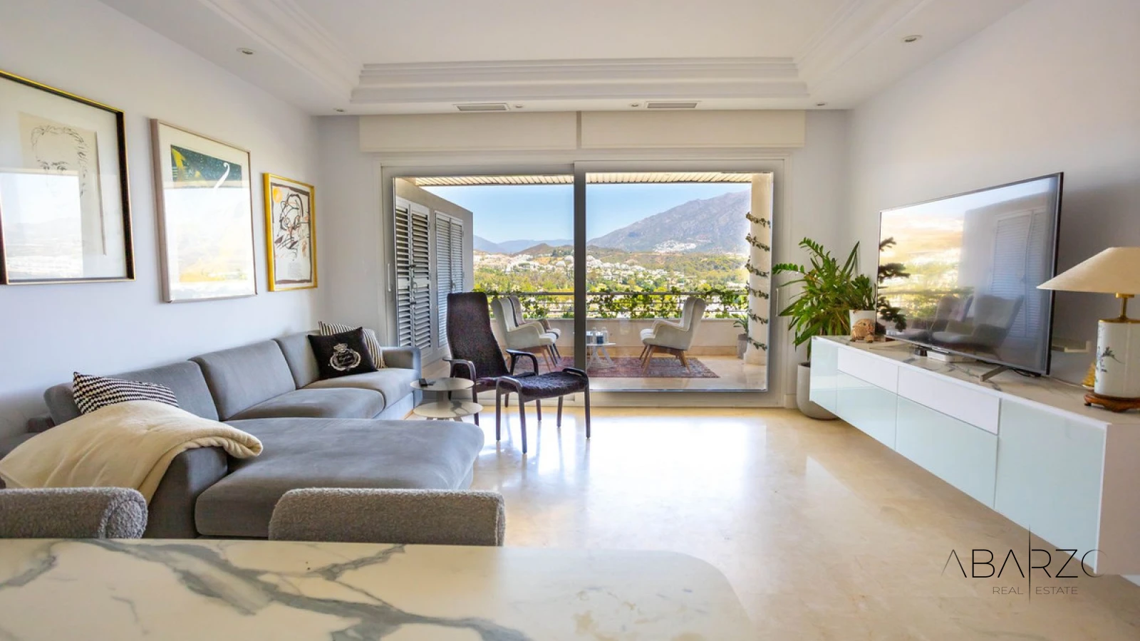 Renovated Apartment in Golf Valley Marbella with Panoramic Views and Large Terrace — interior, Nueva Andalucía, Marbella (7 of 19)