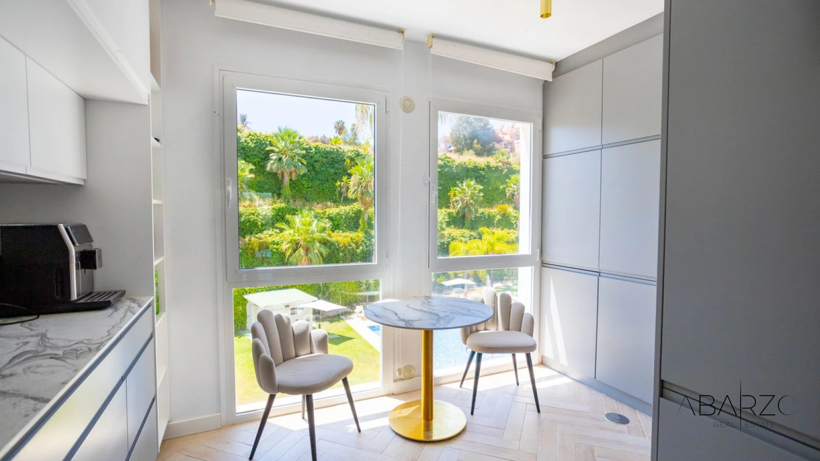 Renovated Apartment in Golf Valley Marbella with Panoramic Views and Large Terrace — interior, Nueva Andalucía, Marbella (6 of 19)