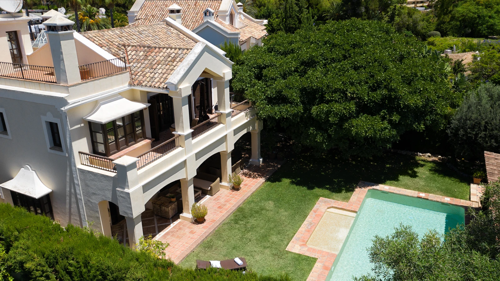 Detached Villa for Sale in Balcones de Sierra Blanca, Marbella with Sea Views and Pool — interior, Golden Mile, Marbella (6 of 26)