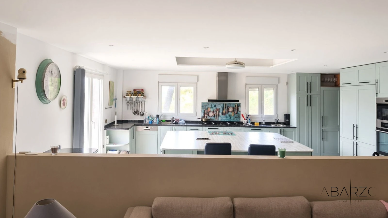 Off-Grid Eco Country House on a 10,000 m² Plot in Benahavís, 4 km from the Sea — interior, Los Flamingos, Benahavís (9 of 36)