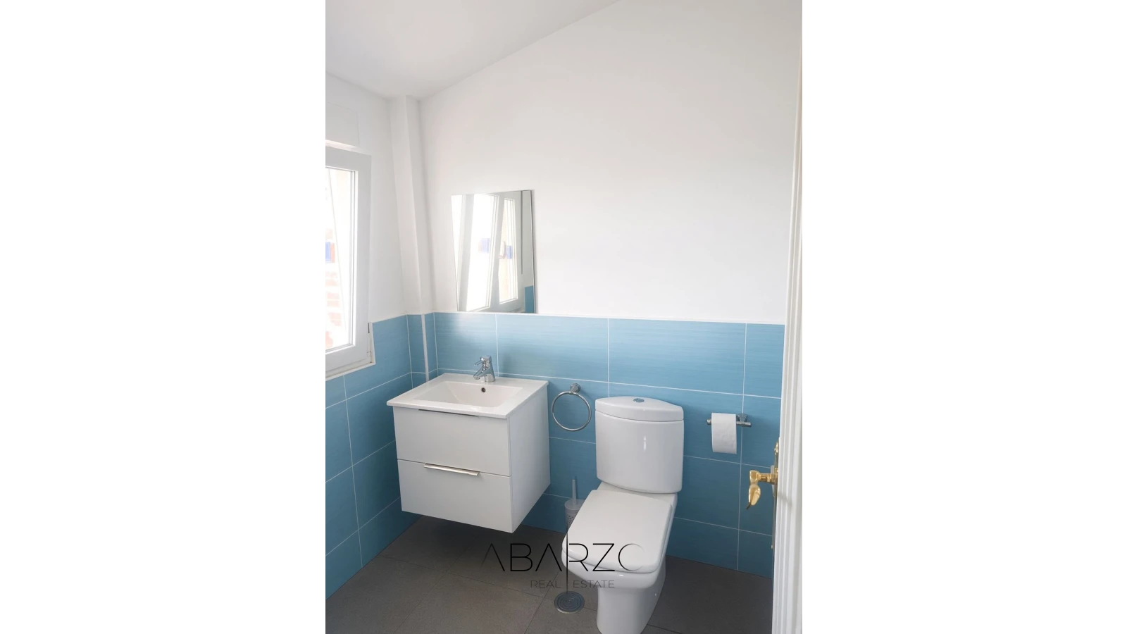 Off-Grid Eco Country House on a 10,000 m² Plot in Benahavís, 4 km from the Sea — interior, Los Flamingos, Benahavís (33 of 36)