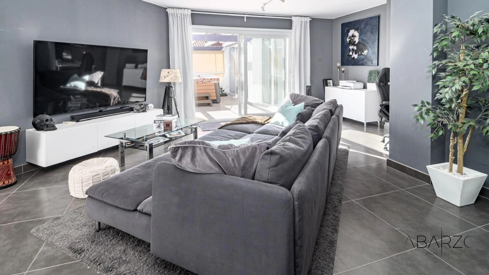 Penthouse in Nueva Andalucía Marbella with Panoramic Sea and Mountain Views — interior, Nueva Andalucía, Marbella (5 of 28)