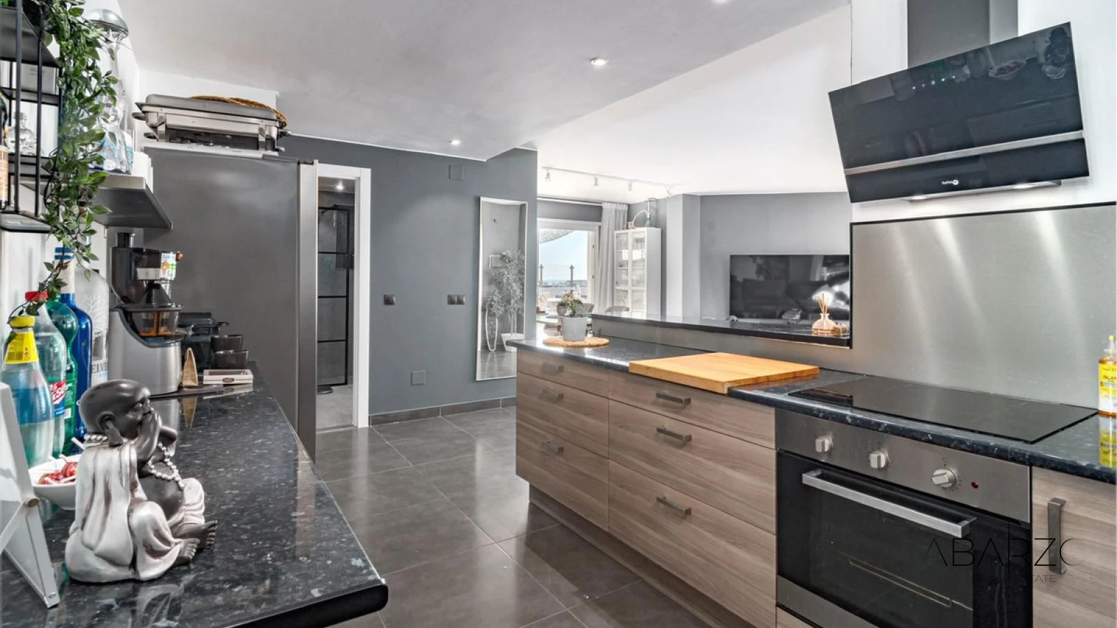 Penthouse in Nueva Andalucía Marbella with Panoramic Sea and Mountain Views — interior, Nueva Andalucía, Marbella (8 of 28)
