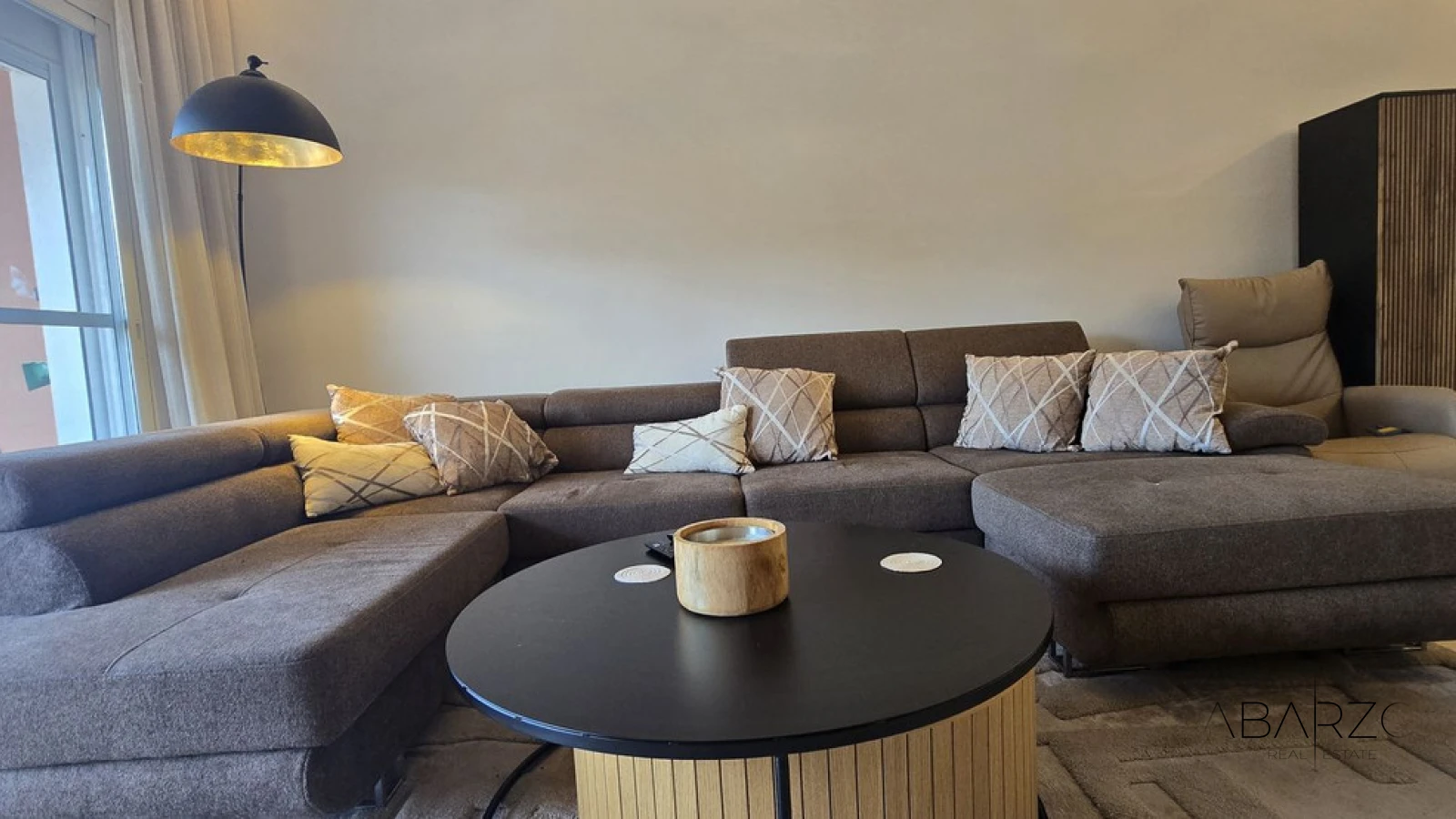 Beautifully Renovated 3-Bedroom Duplex Penthouse with Sea and Mountain Views — interior, New Golden Mile, Estepona (7 of 15)