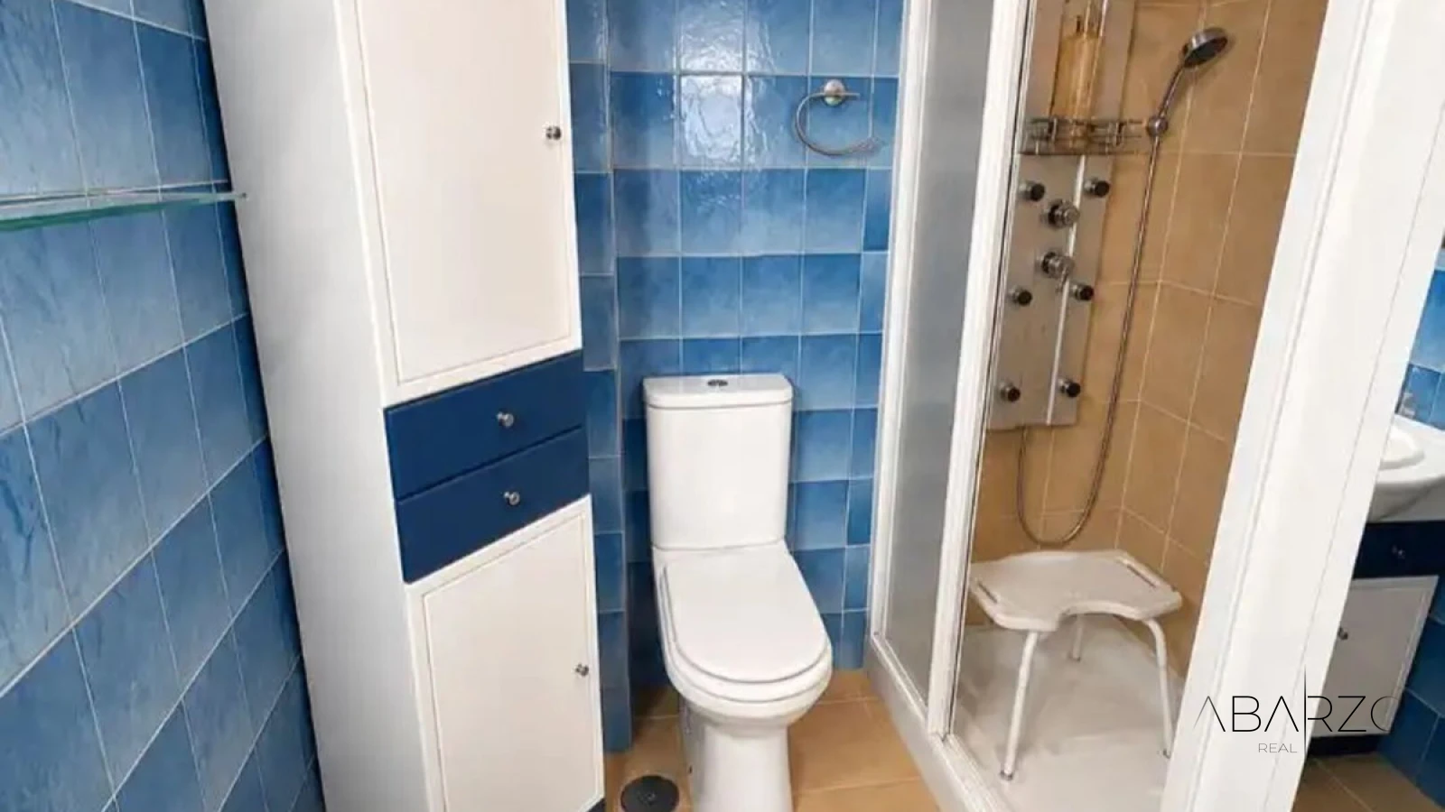 Three-Bedroom Apartment with Garage in the Centre of Marbella, Metres from the Promenade — interior, Marbella Centro, Marbella (18 of 22)