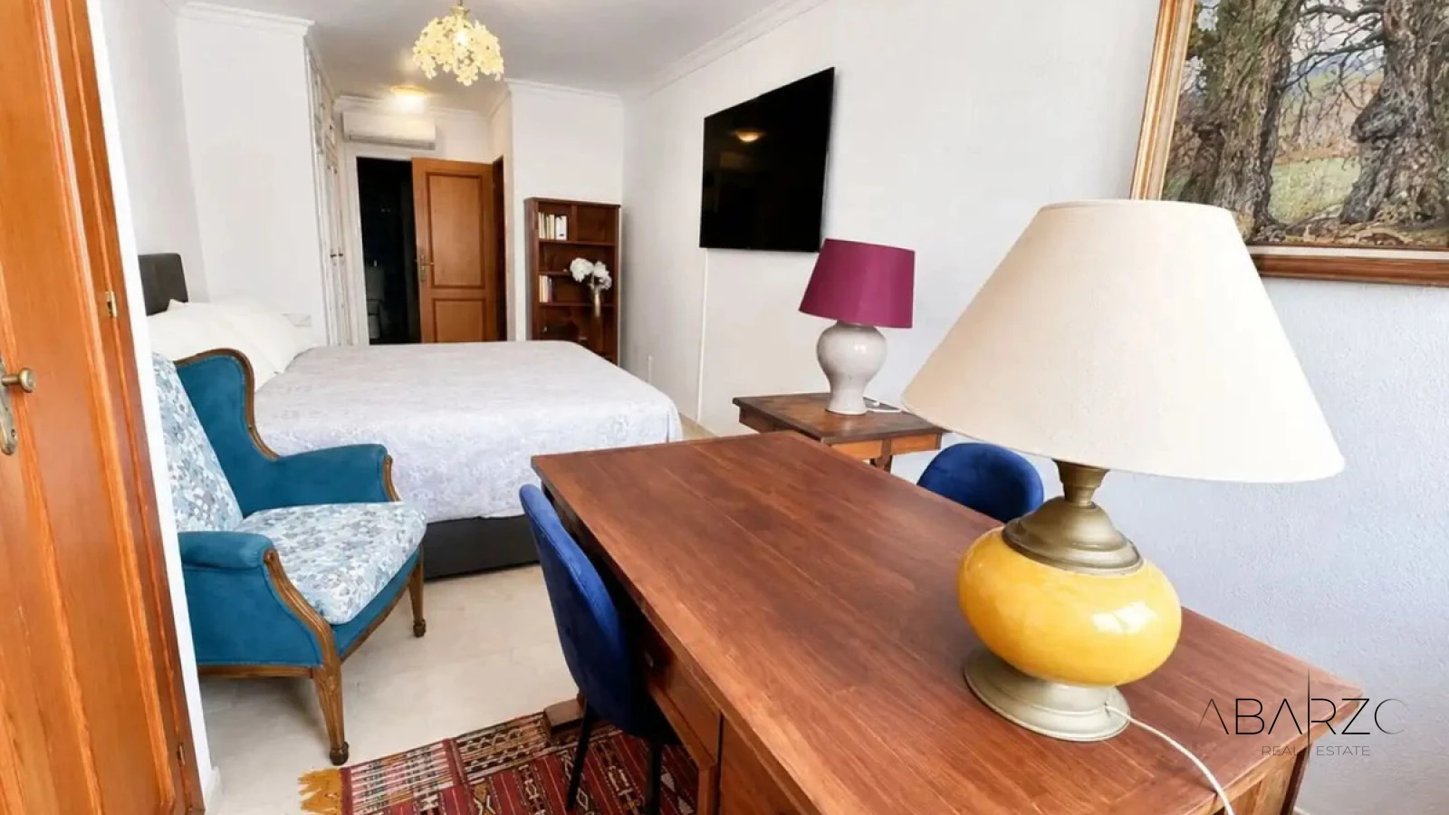 Three-Bedroom Apartment with Garage in the Centre of Marbella, Metres from the Promenade — interior, Marbella Centro, Marbella (17 of 22)