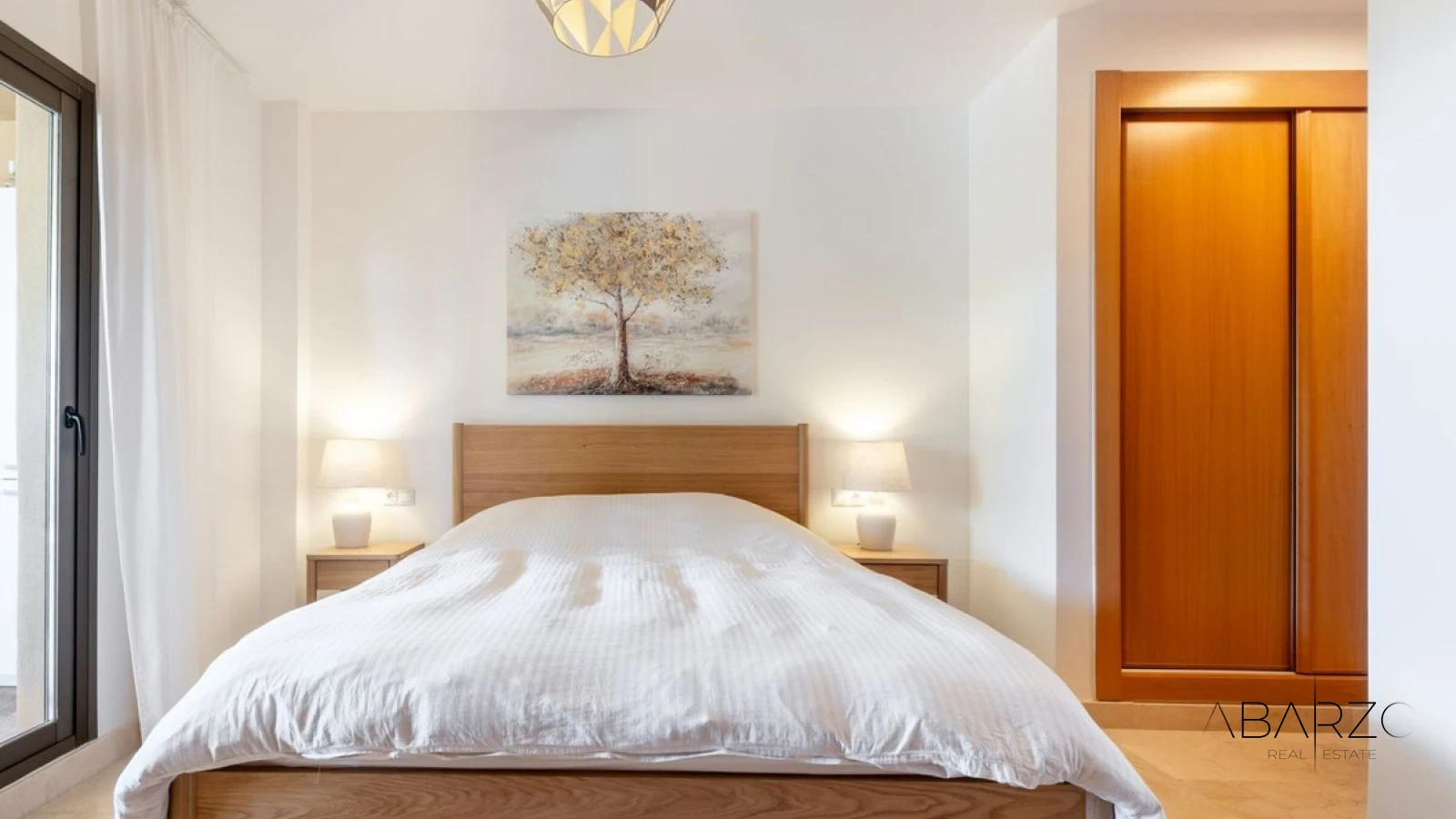 Fully renovated ground-floor apartment with panoramic terrace in El Paraíso, Benahavís — interior, New Golden Mile, Estepona (27 of 35)