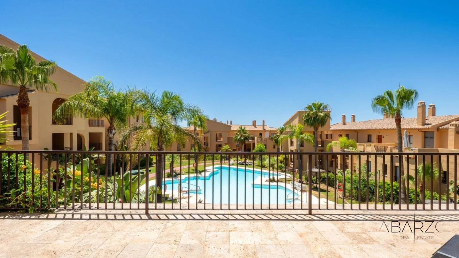Fully renovated ground-floor apartment with panoramic terrace in El Paraíso, Benahavís — interior, New Golden Mile, Estepona (35 of 35)