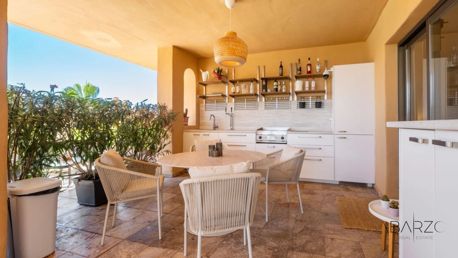 Fully renovated ground-floor apartment with panoramic terrace in El Paraíso, Benahavís — interior, New Golden Mile, Estepona (19 of 35)