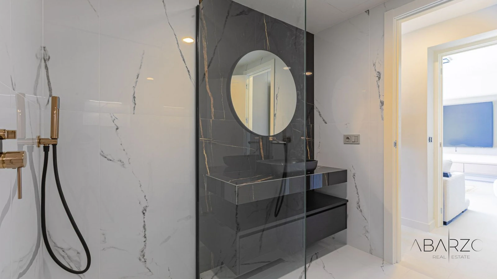 Renovated Apartment Near Puerto Banus with Pool and Private Parking — interior, Nueva Andalucía, Marbella (14 of 18)