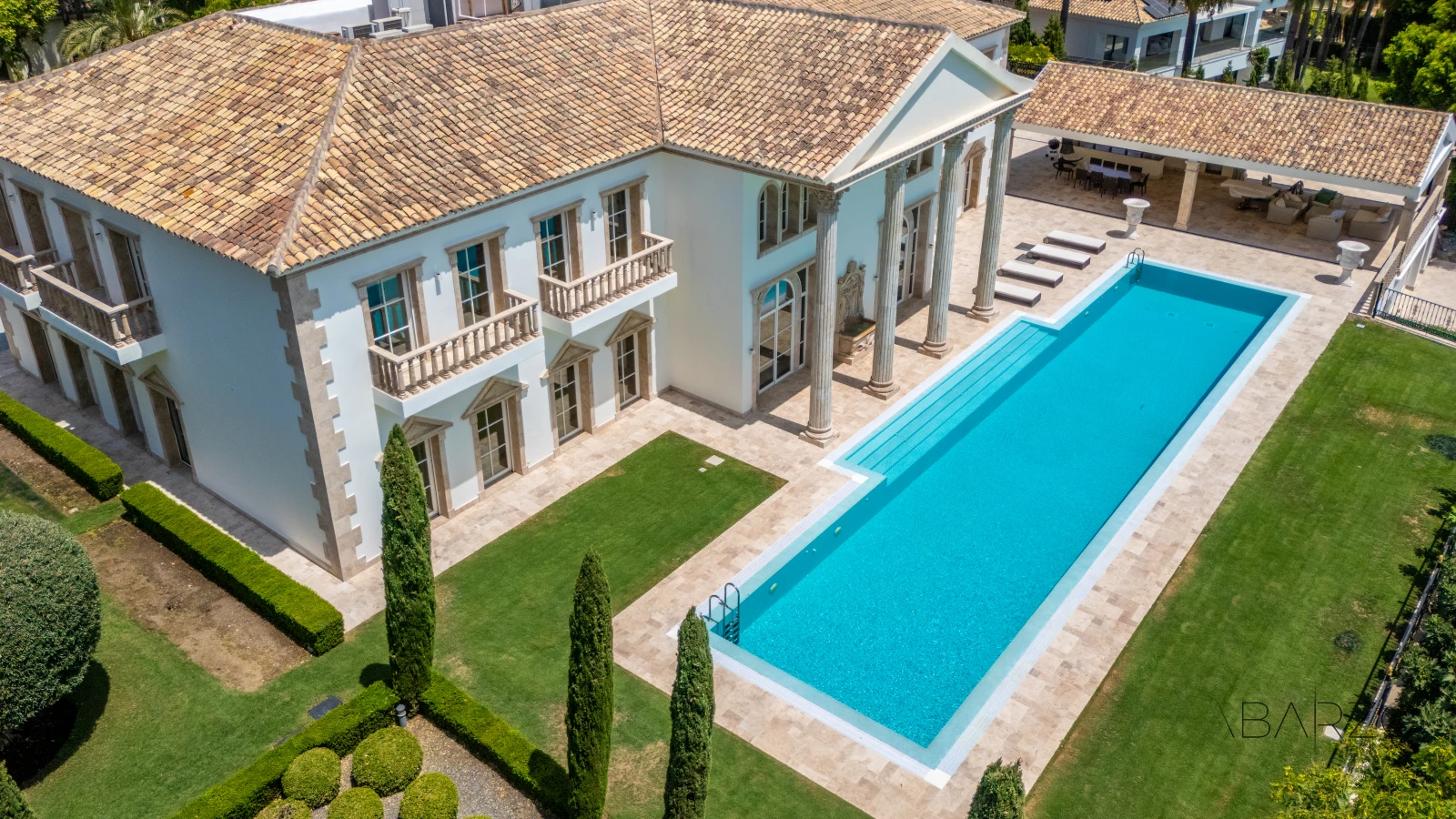 Luxury Villa in Sierra Blanca Marbella with Panoramic Sea Views and Heated Pool — interior, Golden Mile, Marbella (59 of 83)