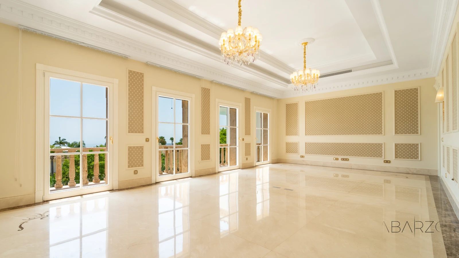 Luxury Villa in Sierra Blanca Marbella with Panoramic Sea Views and Heated Pool — interior, Golden Mile, Marbella (22 of 83)