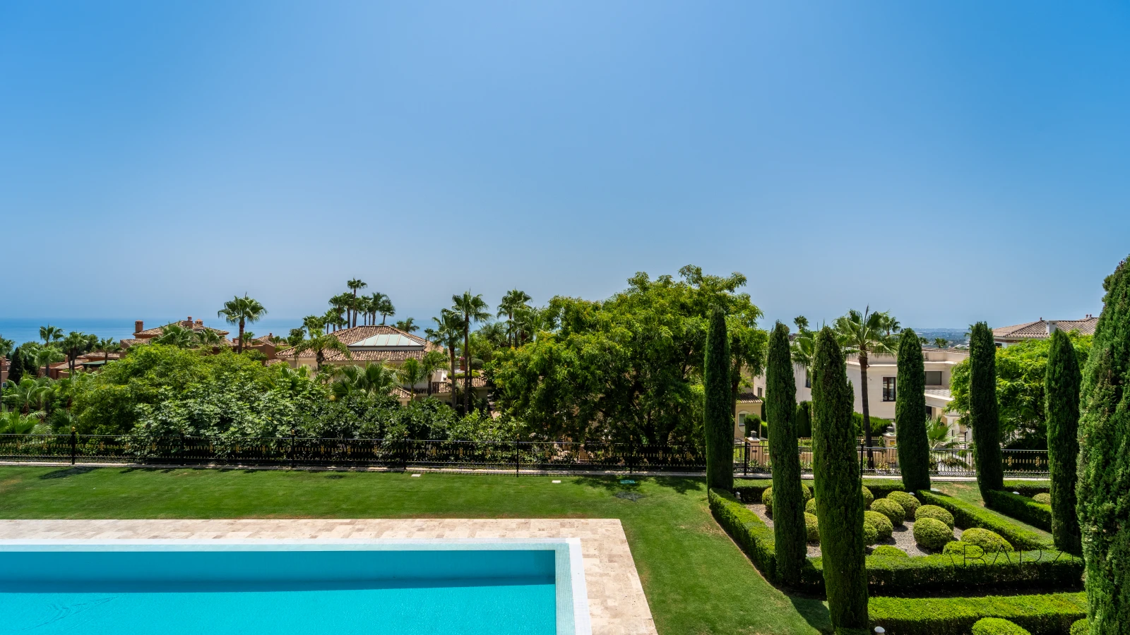 Luxury Villa in Sierra Blanca Marbella with Panoramic Sea Views and Heated Pool — interior, Golden Mile, Marbella (41 of 83)