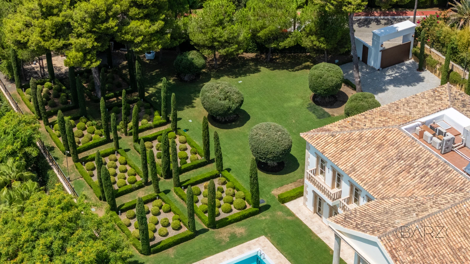 Luxury Villa in Sierra Blanca Marbella with Panoramic Sea Views and Heated Pool — interior, Golden Mile, Marbella (71 of 83)