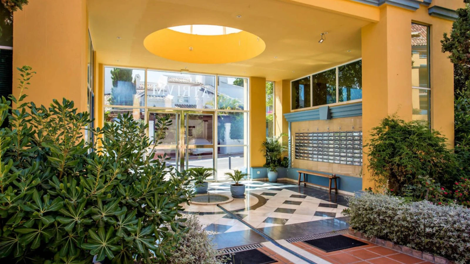Exclusive 2-Bedroom Apartment in Bahia de Marbella, 500m from the Beach with Large South-facing Terrace — interior, Marbella East, Marbella (18 of 21)