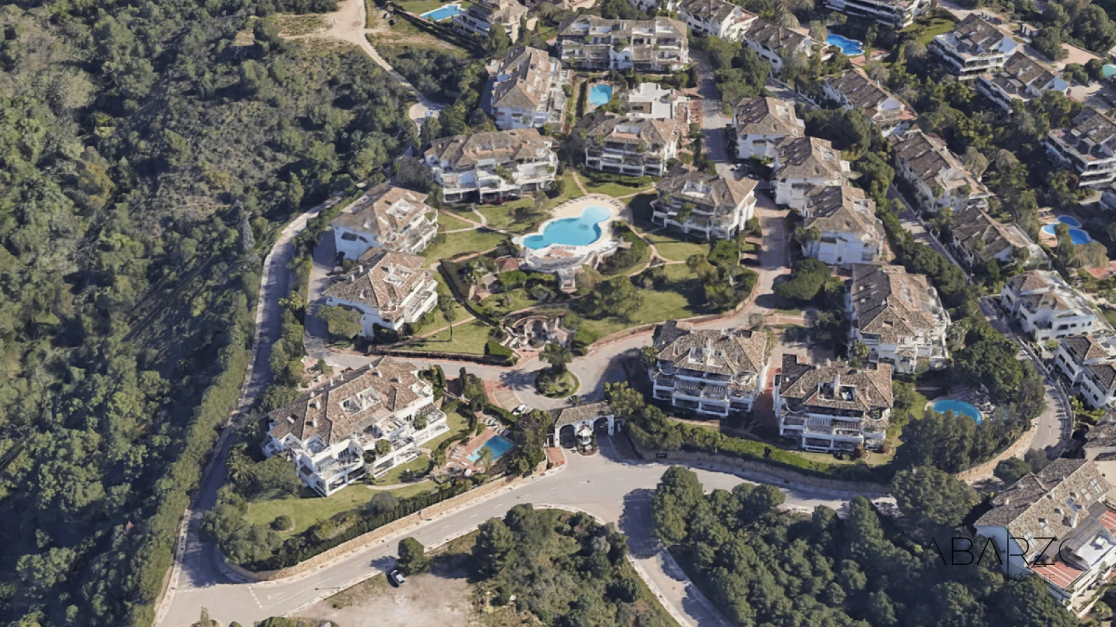 Stunning 4-Bedroom Apartment in Monte Parasio, Marbella with Private Terrace and Luxury Amenities — interior, Golden Mile, Marbella (36 of 36)