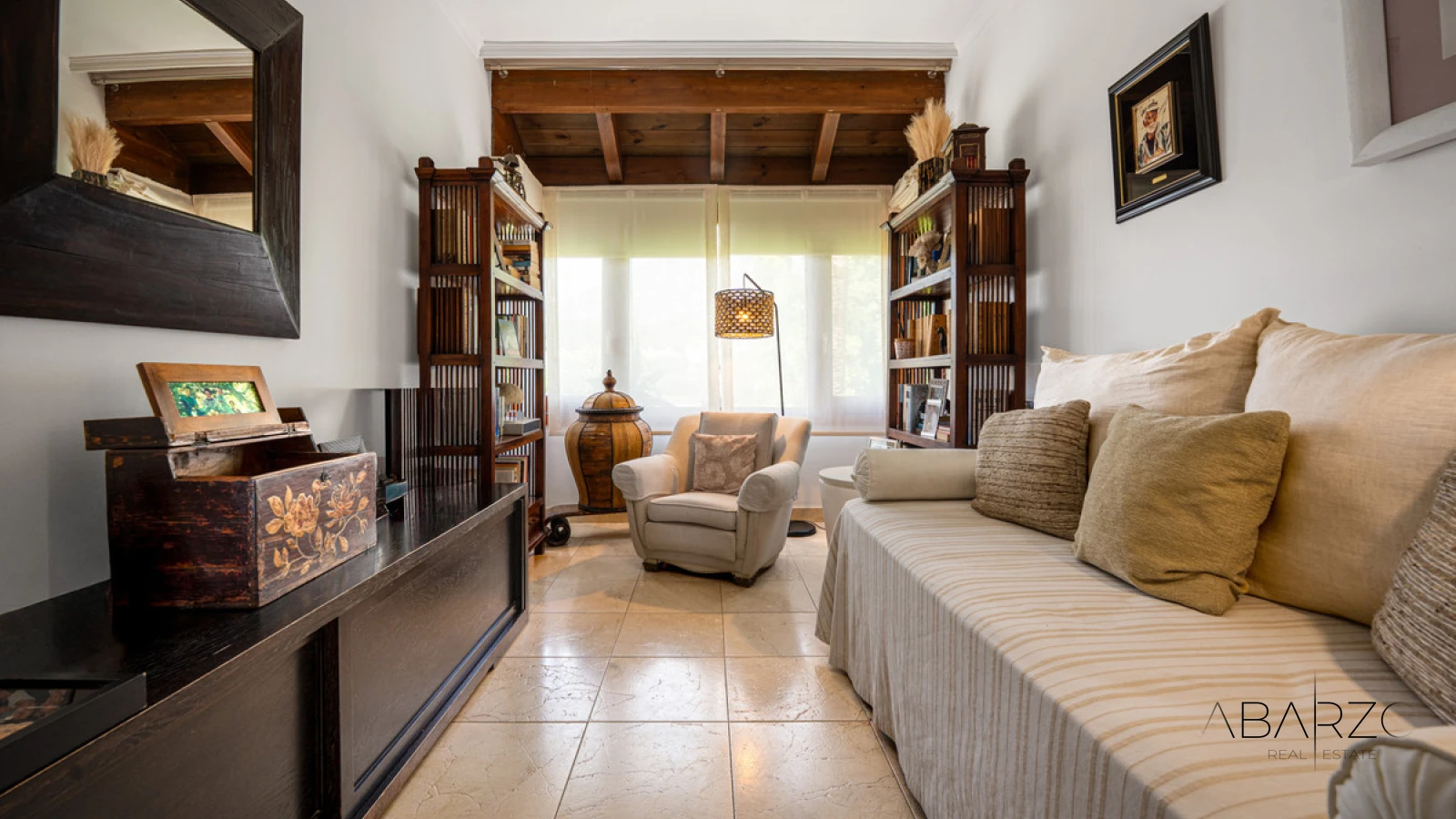 Townhouse Oasis: Luxury 5-Bedroom Townhouse in Marbella's Golden Mile with Private Garden and Rooftop Solarium — interior, Golden Mile, Marbella (43 of 49)