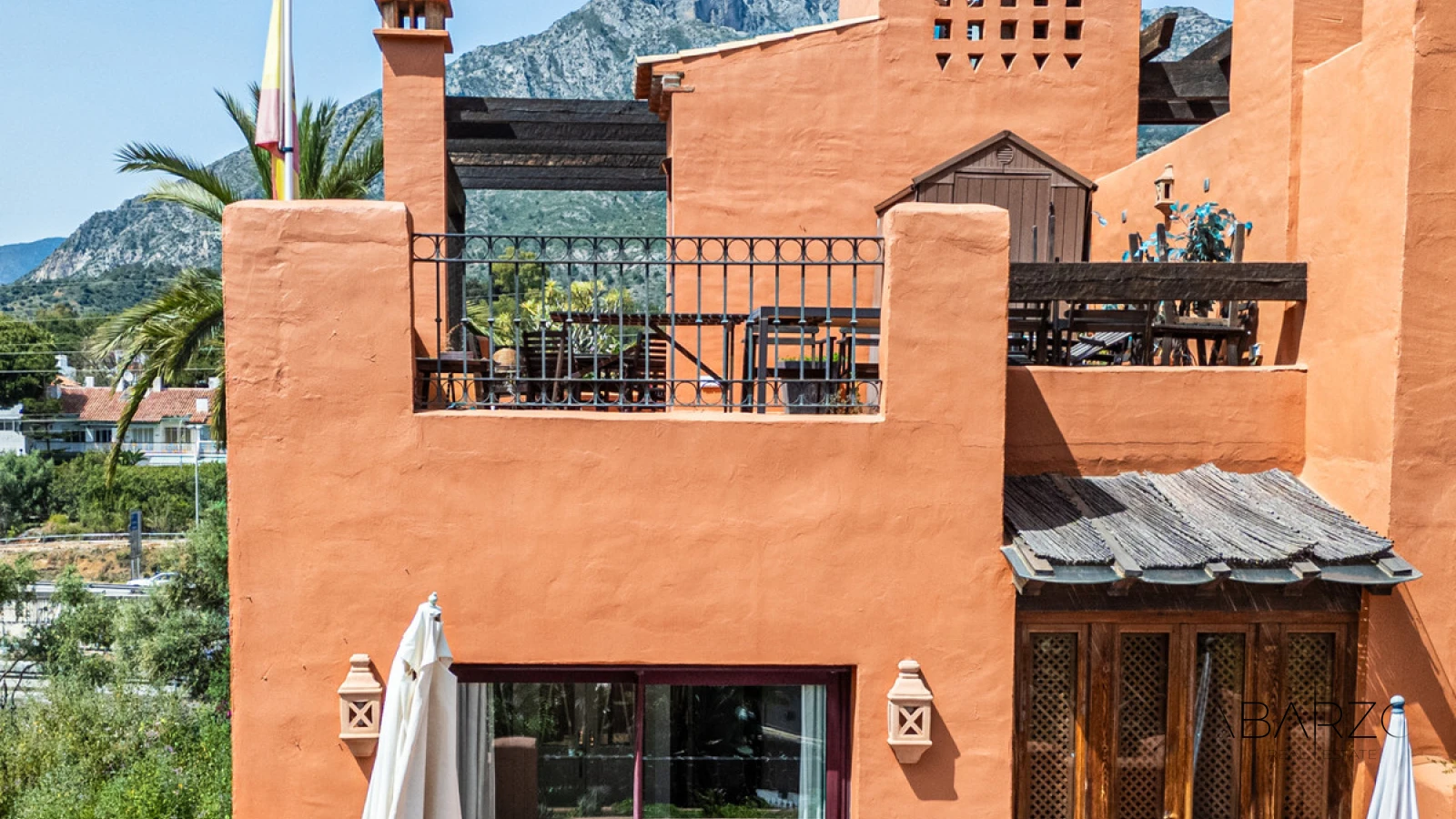 Townhouse Oasis: Luxury 5-Bedroom Townhouse in Marbella's Golden Mile with Private Garden and Rooftop Solarium — interior, Golden Mile, Marbella (46 of 49)