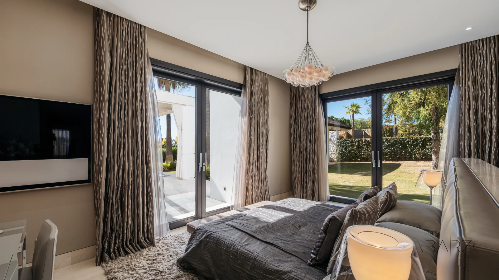 Modern luxury villa in La Zagaleta with panoramic sea and mountain views — interior, La Zagaleta, Benahavís (12 of 15)
