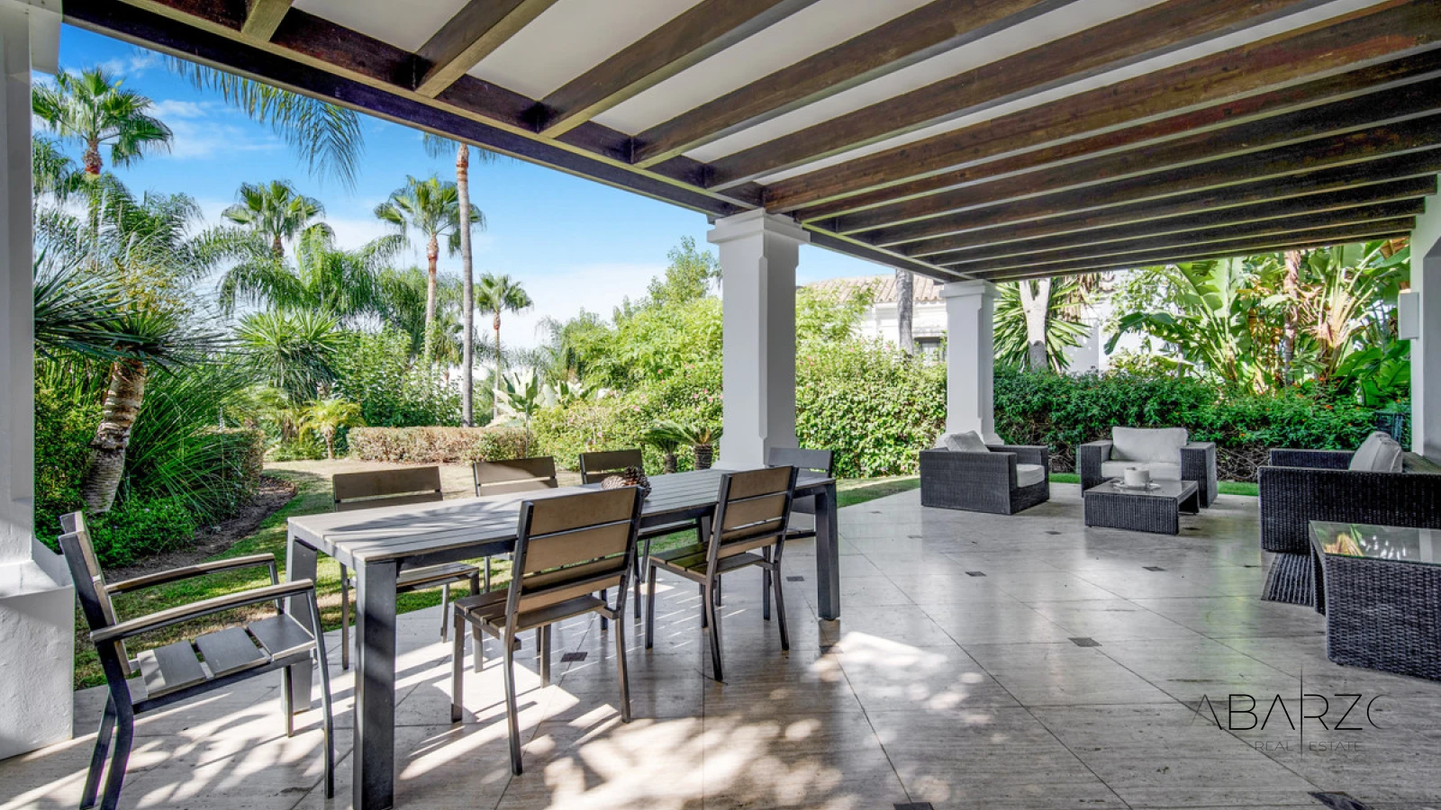 Renovation Opportunity: Four-Bedroom South-Facing Villa in Las Lomas de Magna Marbella — interior, Golden Mile, Marbella (7 of 31)