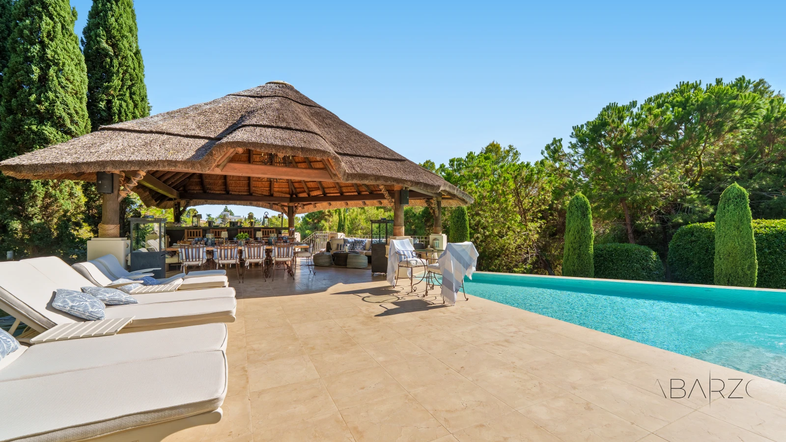 Outstanding Andalusian Villa in Marbella Golden Mile with Heated Pool and Panoramic Views — interior, Golden Mile, Marbella (10 of 50)