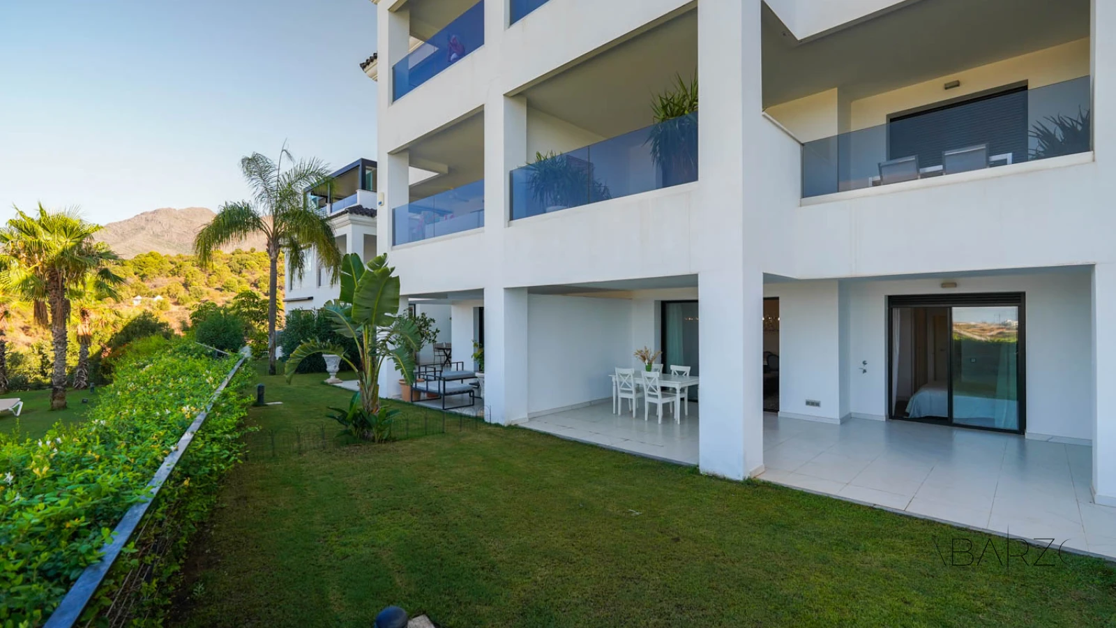 Ground Floor Apartment with Private Garden and Sea Views in Estepona — interior, Valle Romano, Estepona (22 of 45)