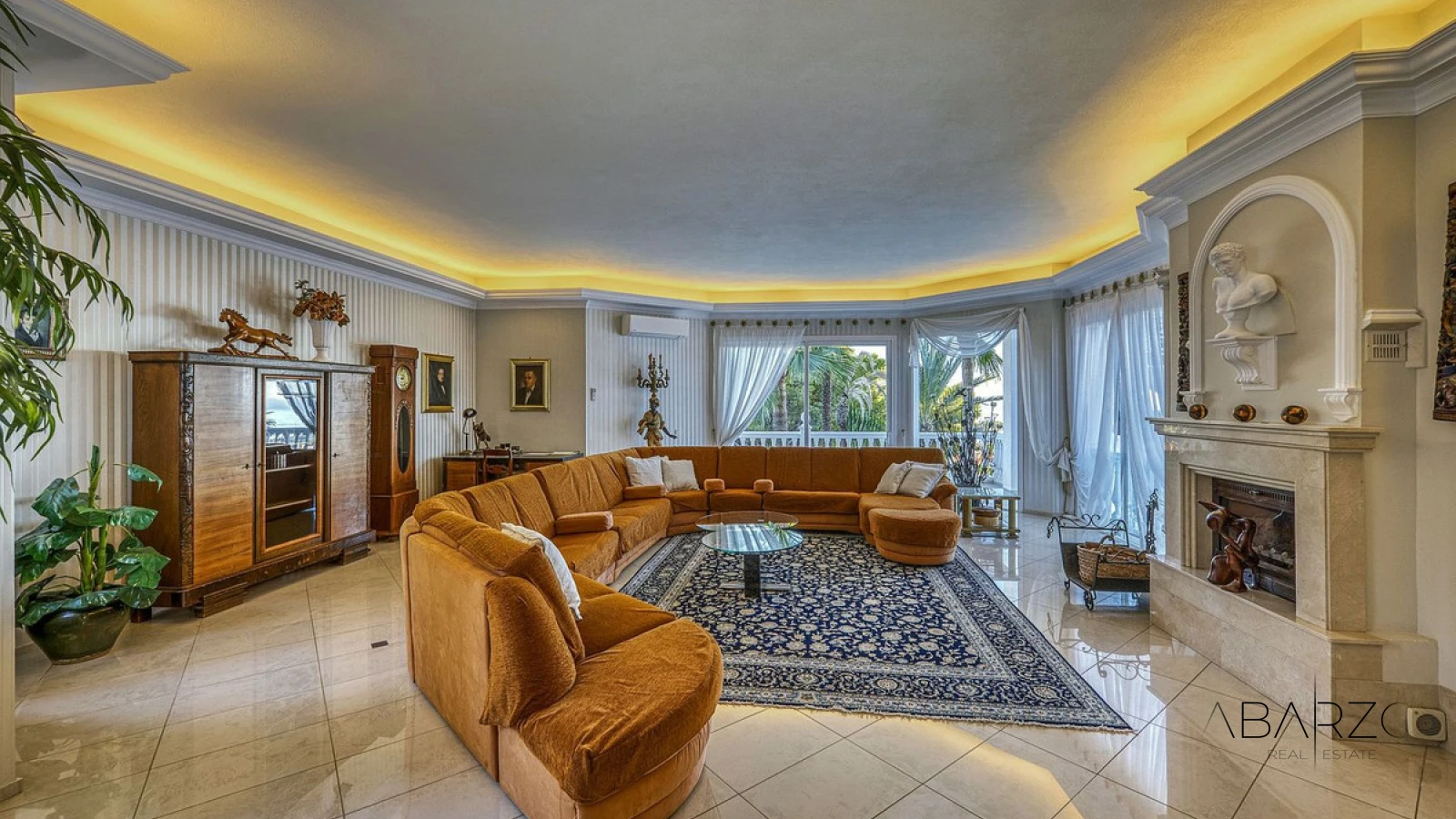 Villa configurada como cuatro apartamentos independientes en Hacienda Las Chapas, Marbella Este — interior, Marbella East, Marbella (46 of 46)