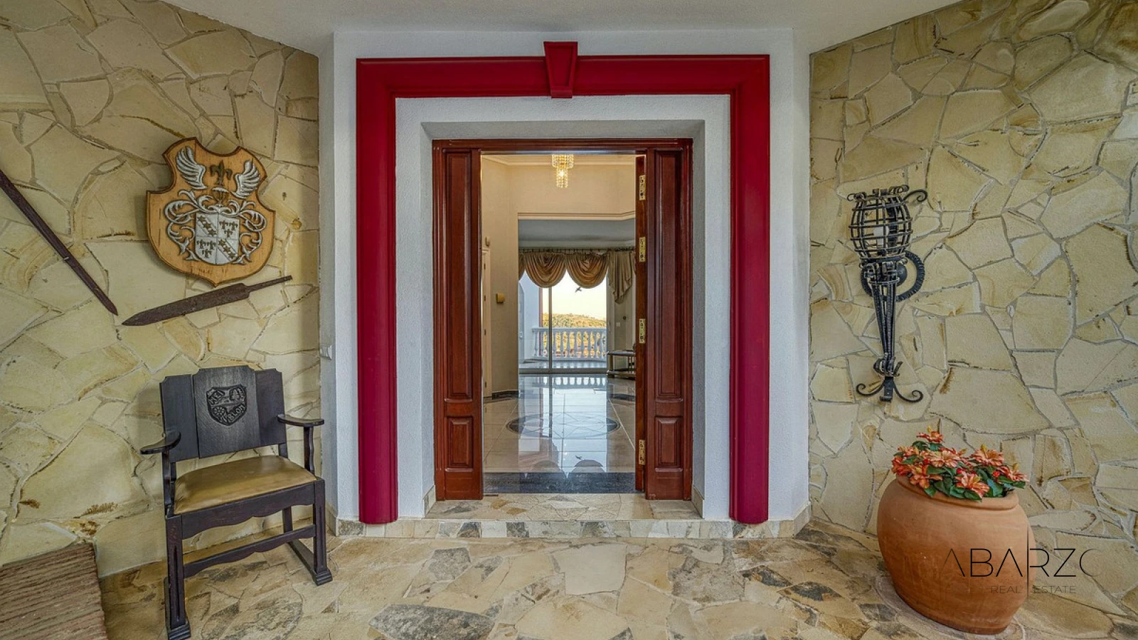 Villa configurada como cuatro apartamentos independientes en Hacienda Las Chapas, Marbella Este — interior, Marbella East, Marbella (41 of 46)