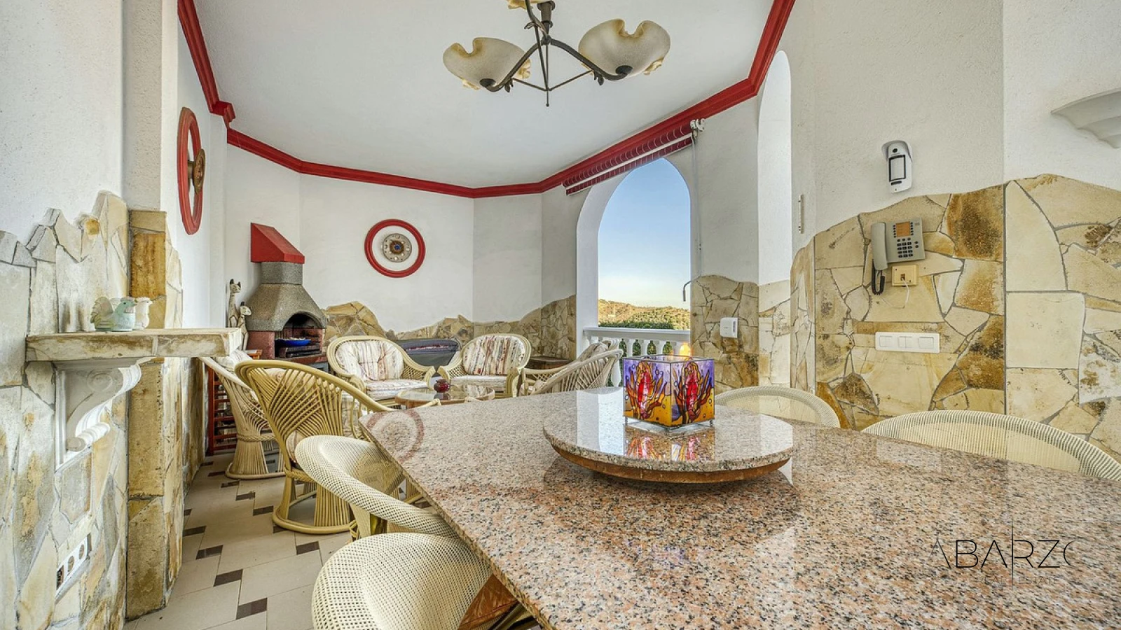 Villa configurada como cuatro apartamentos independientes en Hacienda Las Chapas, Marbella Este — interior, Marbella East, Marbella (5 of 46)