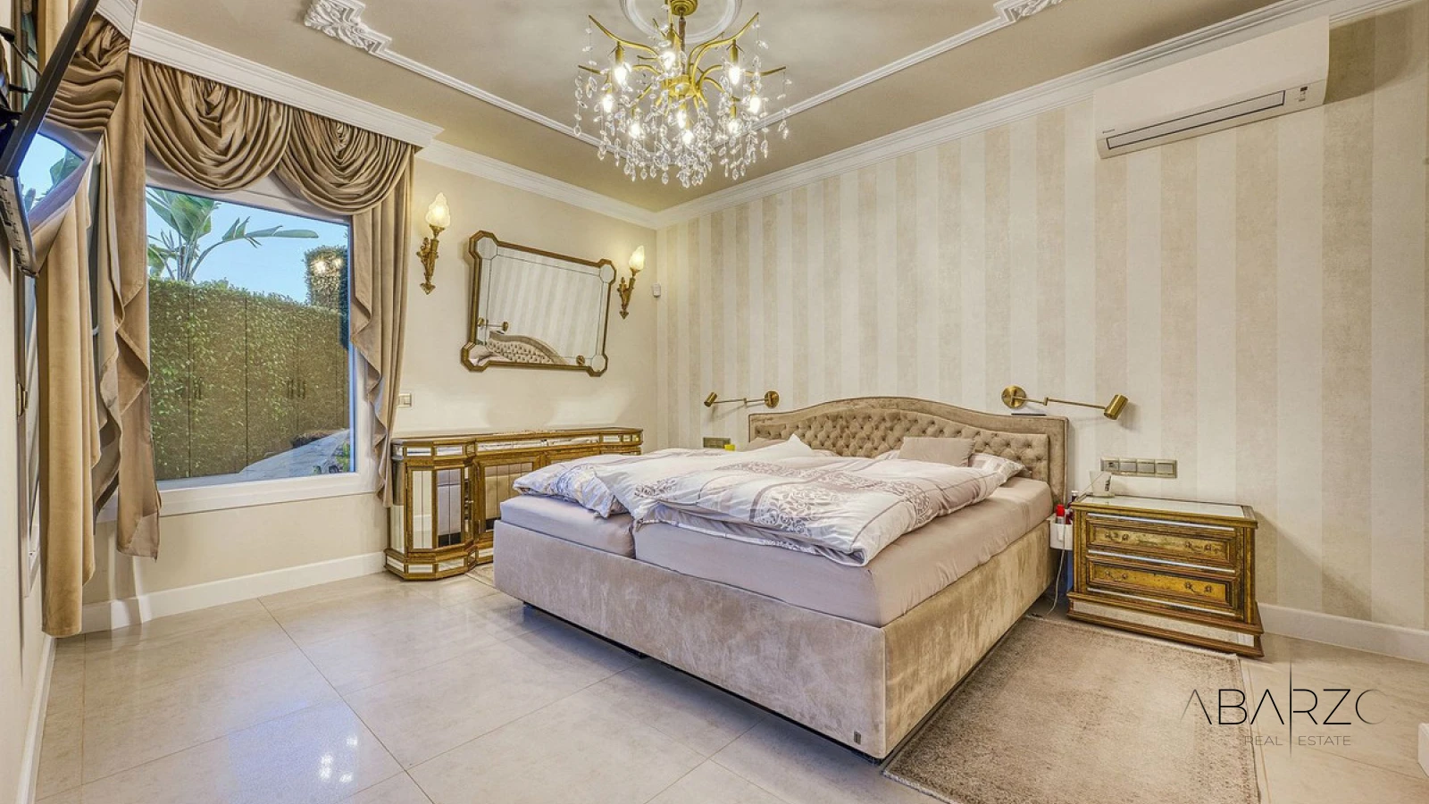 Villa configurada como cuatro apartamentos independientes en Hacienda Las Chapas, Marbella Este — interior, Marbella East, Marbella (7 of 46)