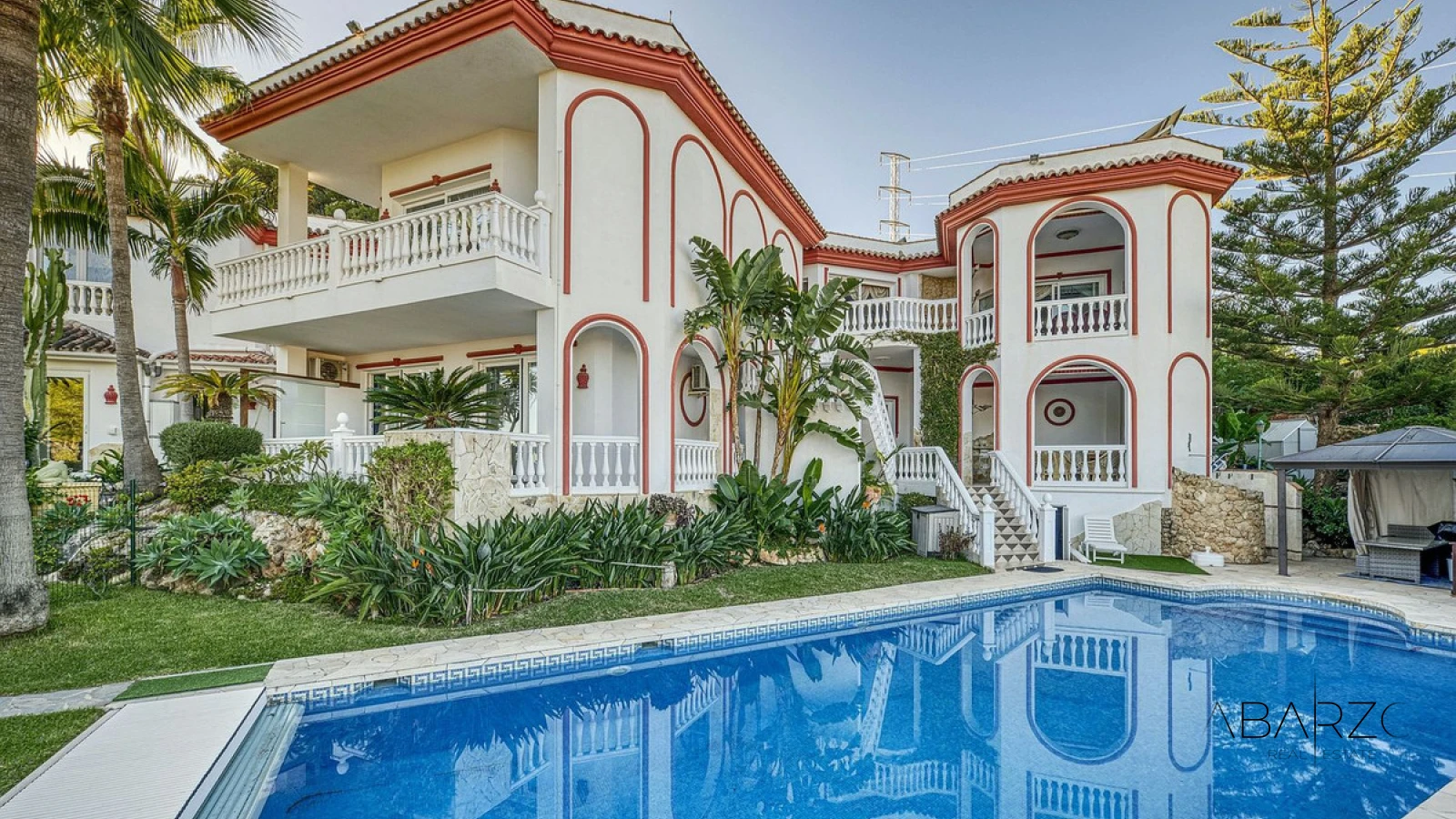 Villa configurada como cuatro apartamentos independientes en Hacienda Las Chapas, Marbella Este — interior, Marbella East, Marbella (10 of 46)