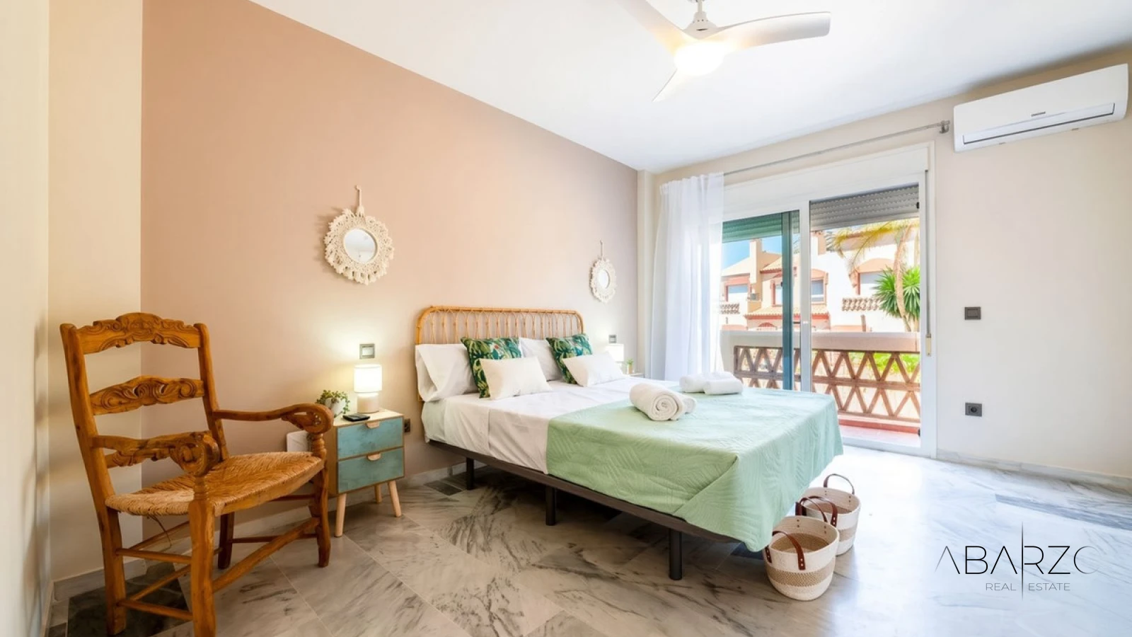 Pareado orientado al sur con piscina privada en Bello Horizonte, Marbella — interior, Marbella Centro, Marbella (7 of 39)