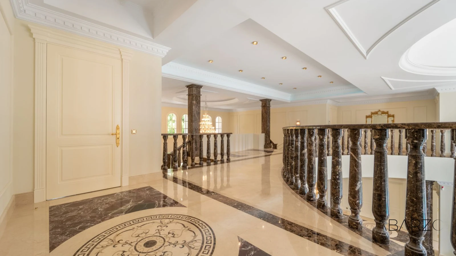Ten-Bedroom Villa with 25 m Pool and Spa on a Double Plot in Sierra Blanca, Marbella — interior, Golden Mile, Marbella (25 of 41)