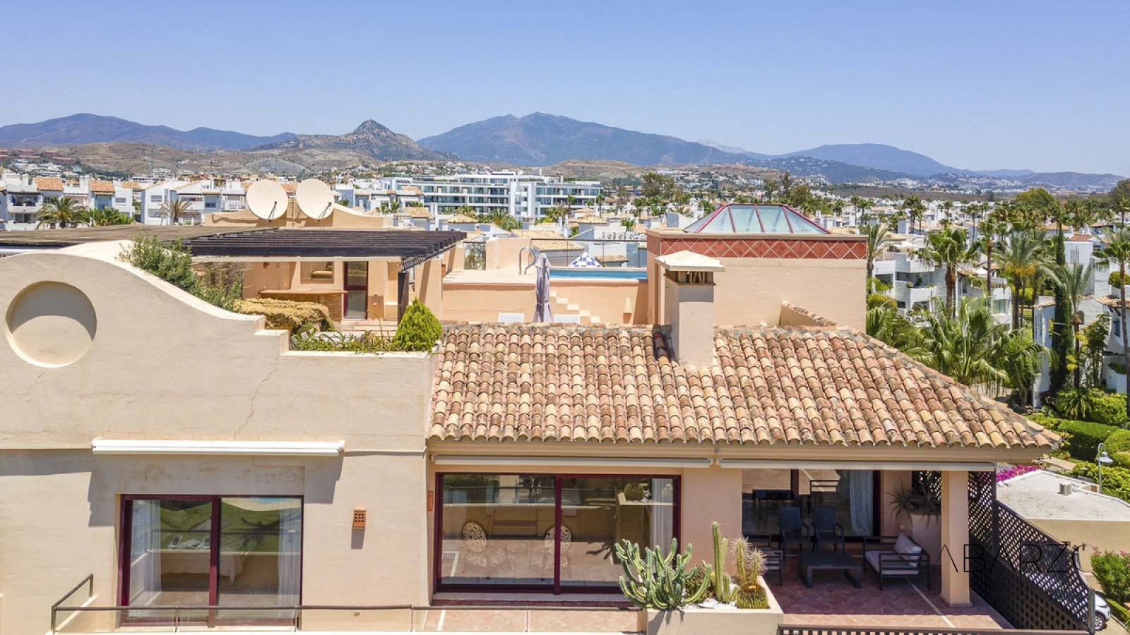 Penthouse with 220 m² Terrace and Private Pool in Costalita, New Golden Mile, Estepona — luxury property for sale in New Golden Mile, Estepona