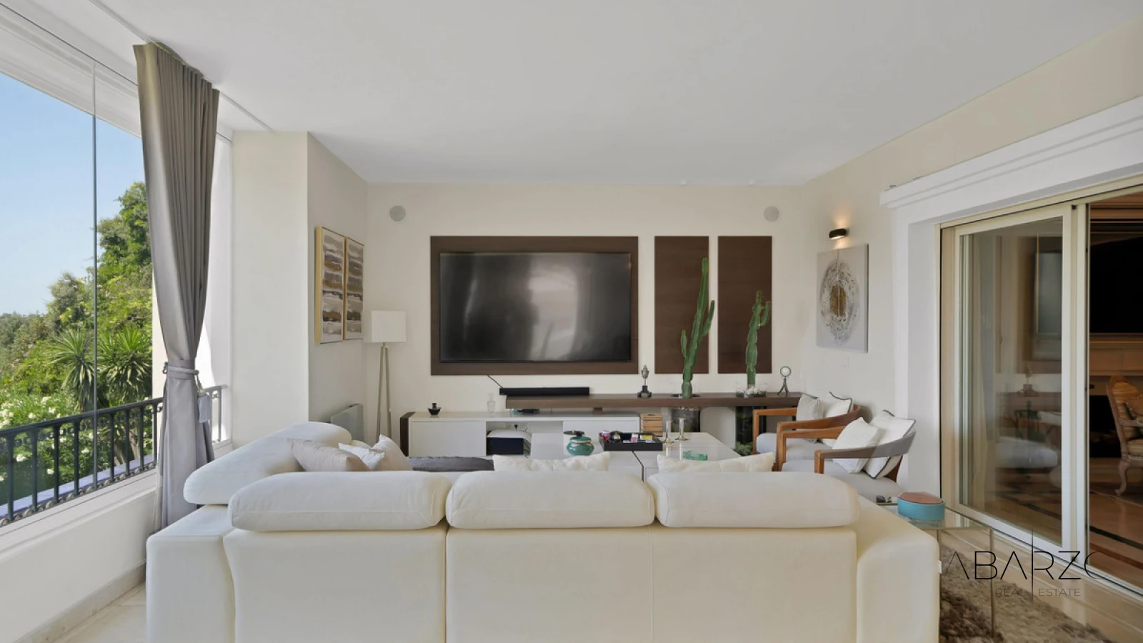 Ground-Floor Apartment with Covered Terraces in Lomas de Sierra Blanca, Marbella — interior, Golden Mile, Marbella (9 of 49)