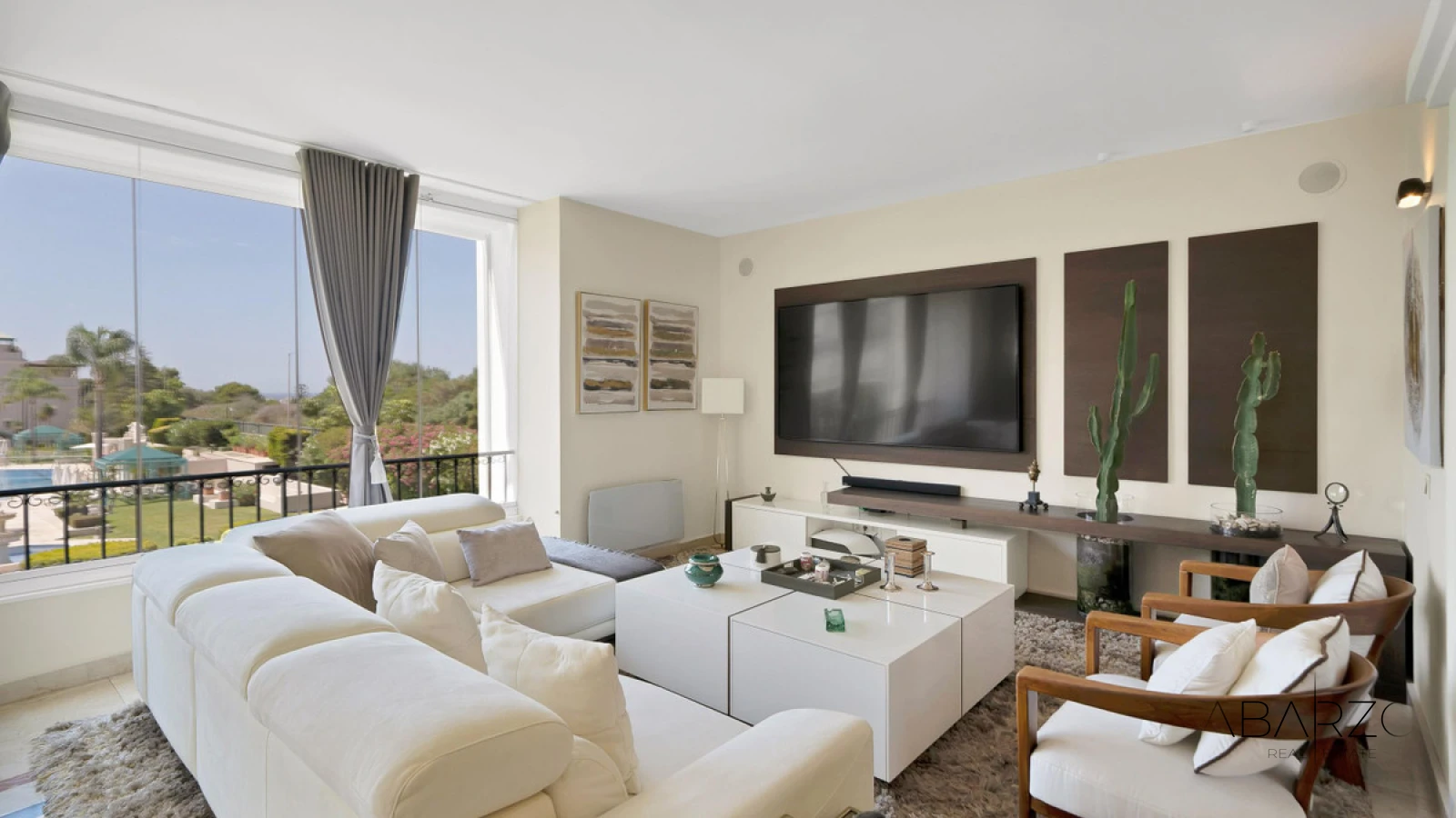 Ground-Floor Apartment with Covered Terraces in Lomas de Sierra Blanca, Marbella — interior, Golden Mile, Marbella (10 of 49)