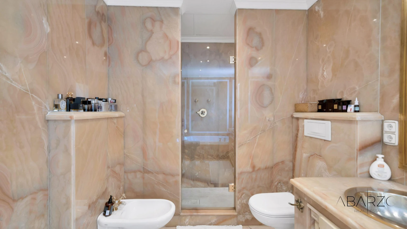 Ground-Floor Apartment with Covered Terraces in Lomas de Sierra Blanca, Marbella — interior, Golden Mile, Marbella (40 of 49)