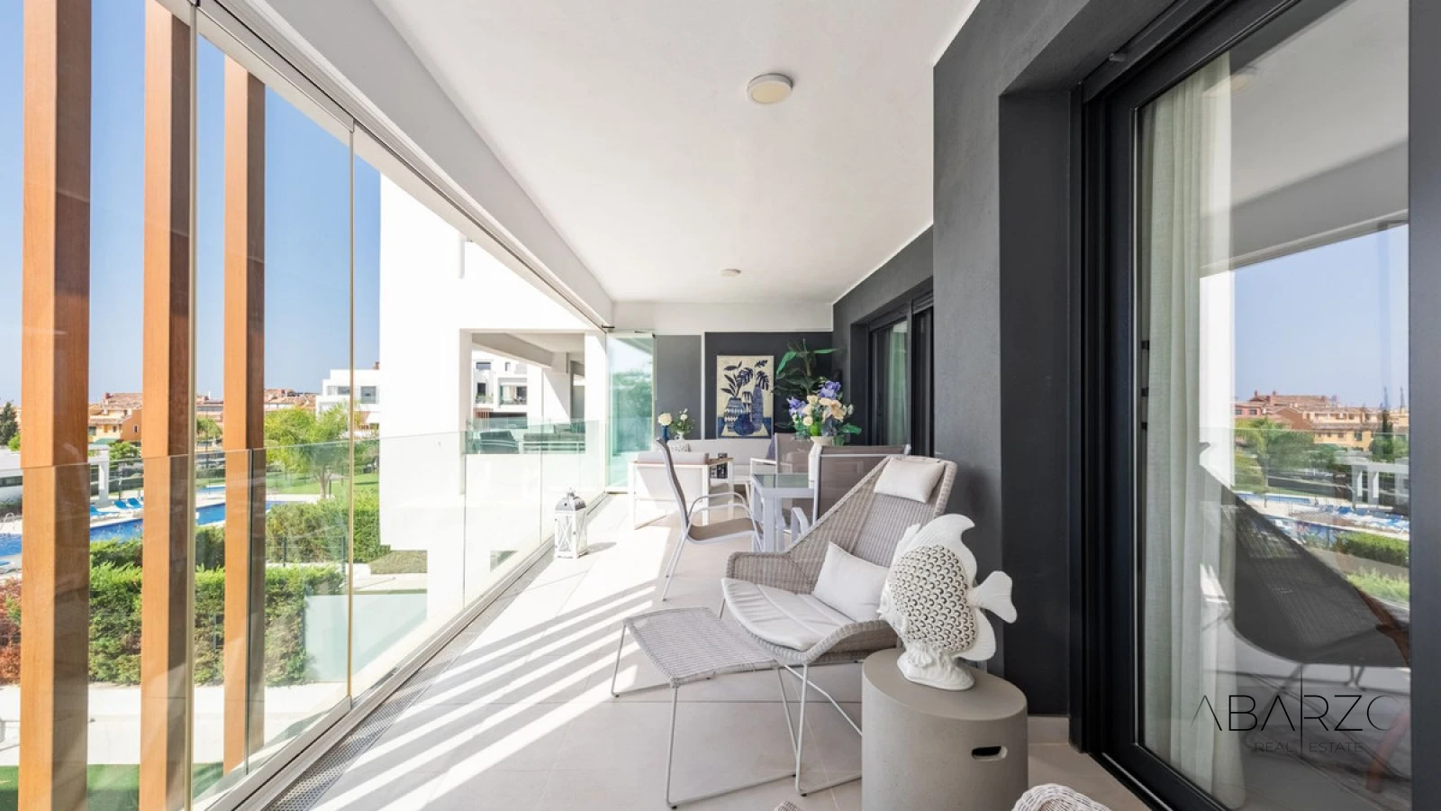 Corner Apartment with Glass-Curtained Terrace in Miradores del Sol, Bel Air, Estepona — interior, New Golden Mile, Estepona (8 of 28)